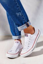 اسنیکر زنانه کانورس Converse با کد Chuck Taylor All Star M9166C