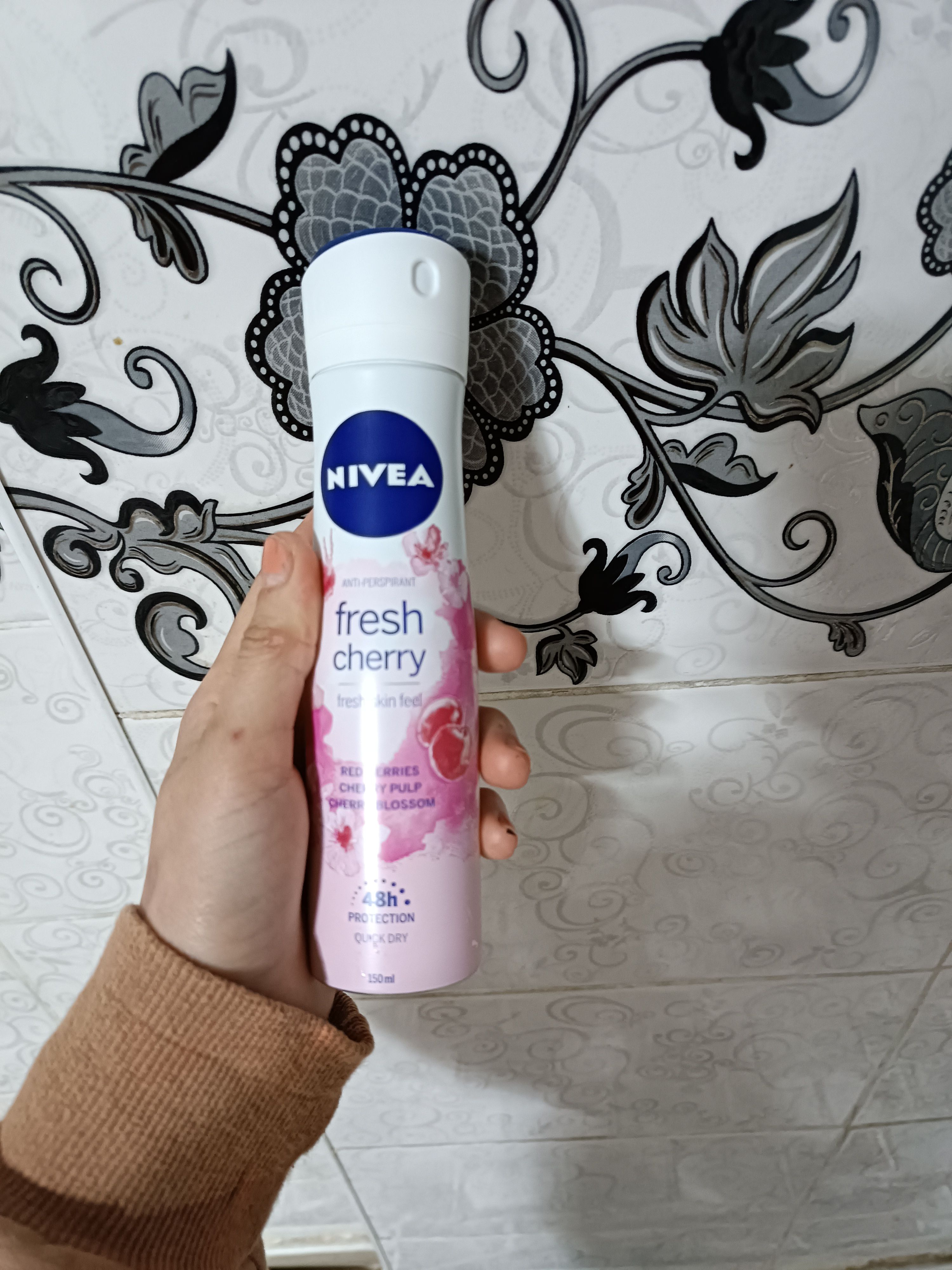 دئودورانت یا رول آن زنانه نیووا NIVEA اورجینال 123486 photo review