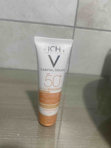 ضد آفتاب صورت  ویشی Vichy اورجینال 3337875419802 photo review