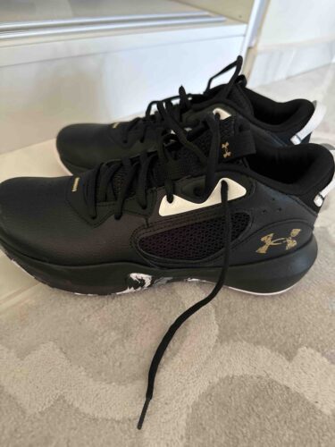 کفش بسکتبال مردانه آندر آرمور Under Armour اورجینال TYCSAEH6DN169297446418957 photo review