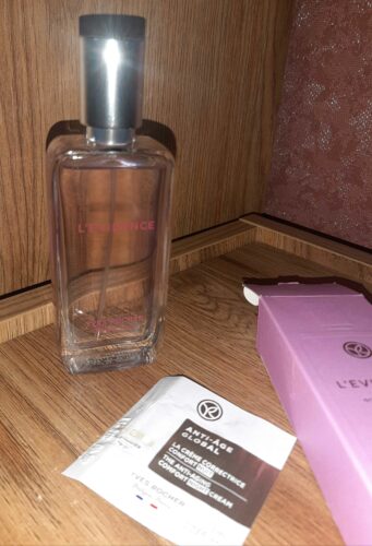 عطر زنانه ایوروشه اورجینال 30142 photo review