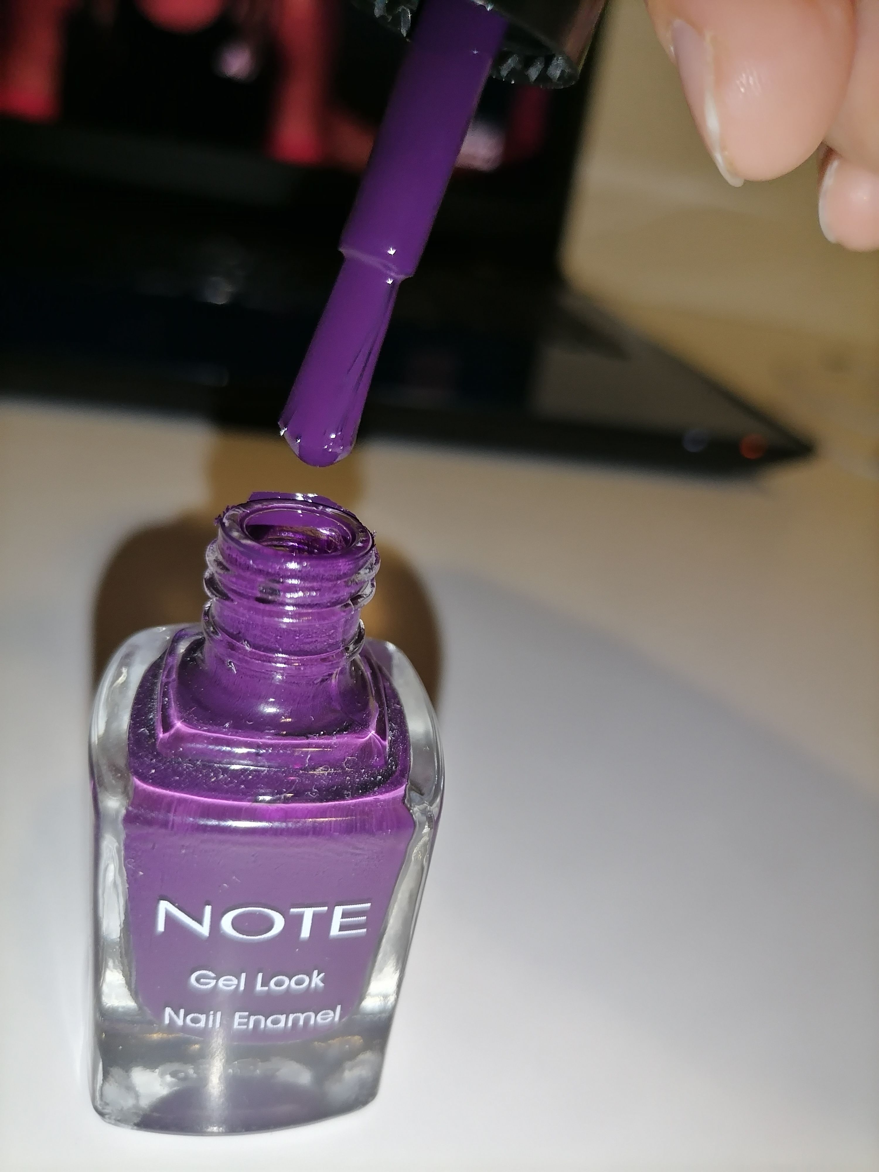 لاک ناخن  آرایشی بهداشتی نوت Note Cosmetics اورجینال NAIL GEL LOOK photo review