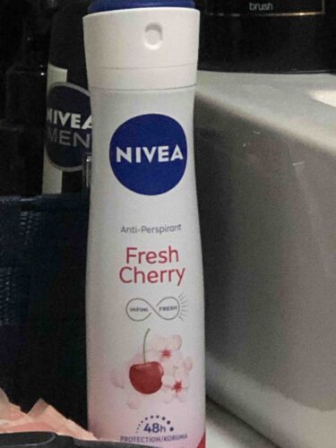 دئودورانت یا رول آن زنانه نیووا NIVEA اورجینال 123486 photo review