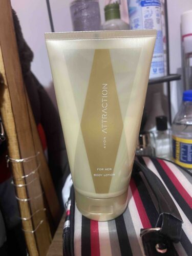 کرم بدن  آوون Avon اورجینال KREM0020 photo review