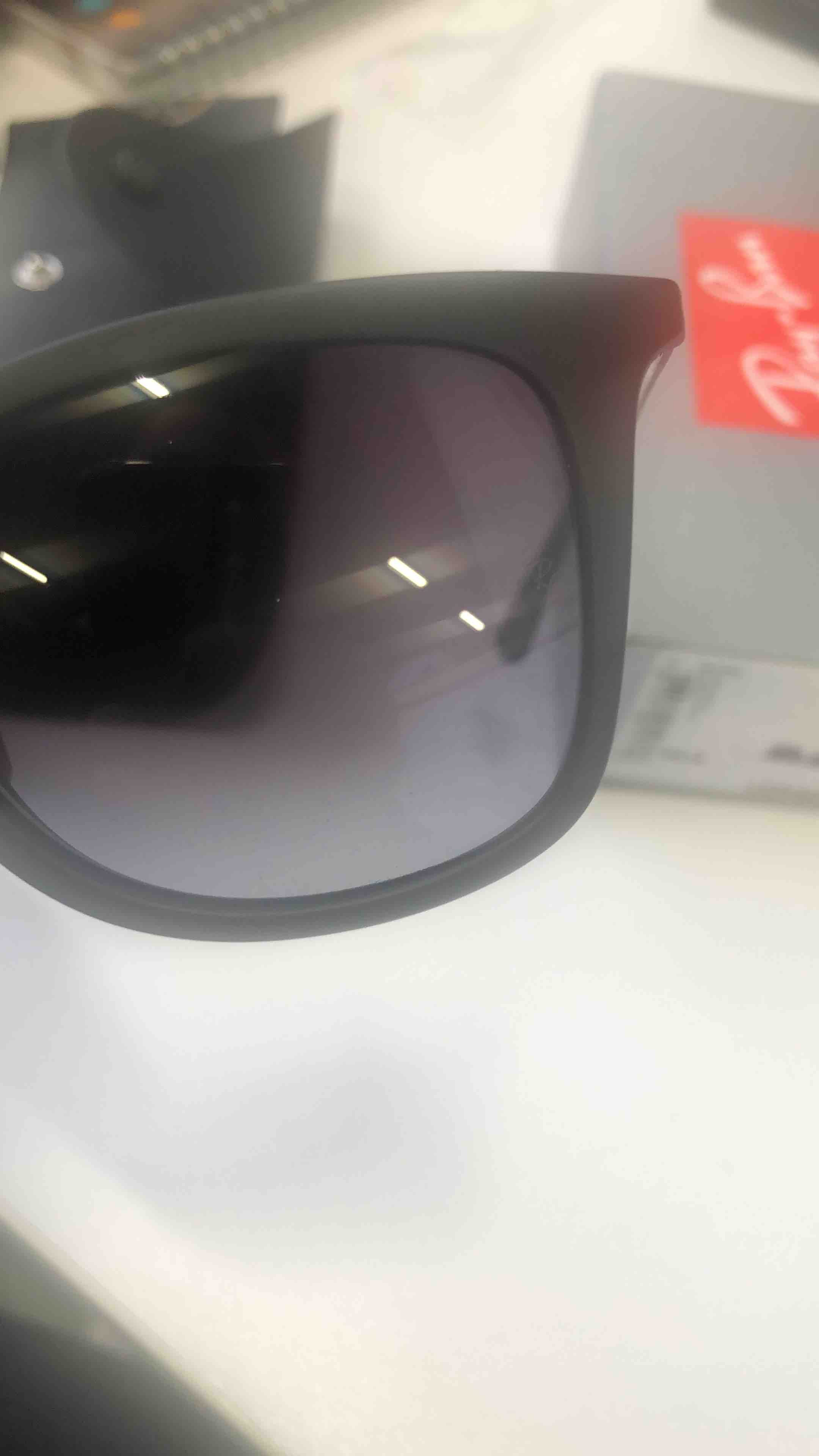 عینک آفتابی زنانه ری-بان Ray-Ban اورجینال RB4221 622/8G 50 photo review