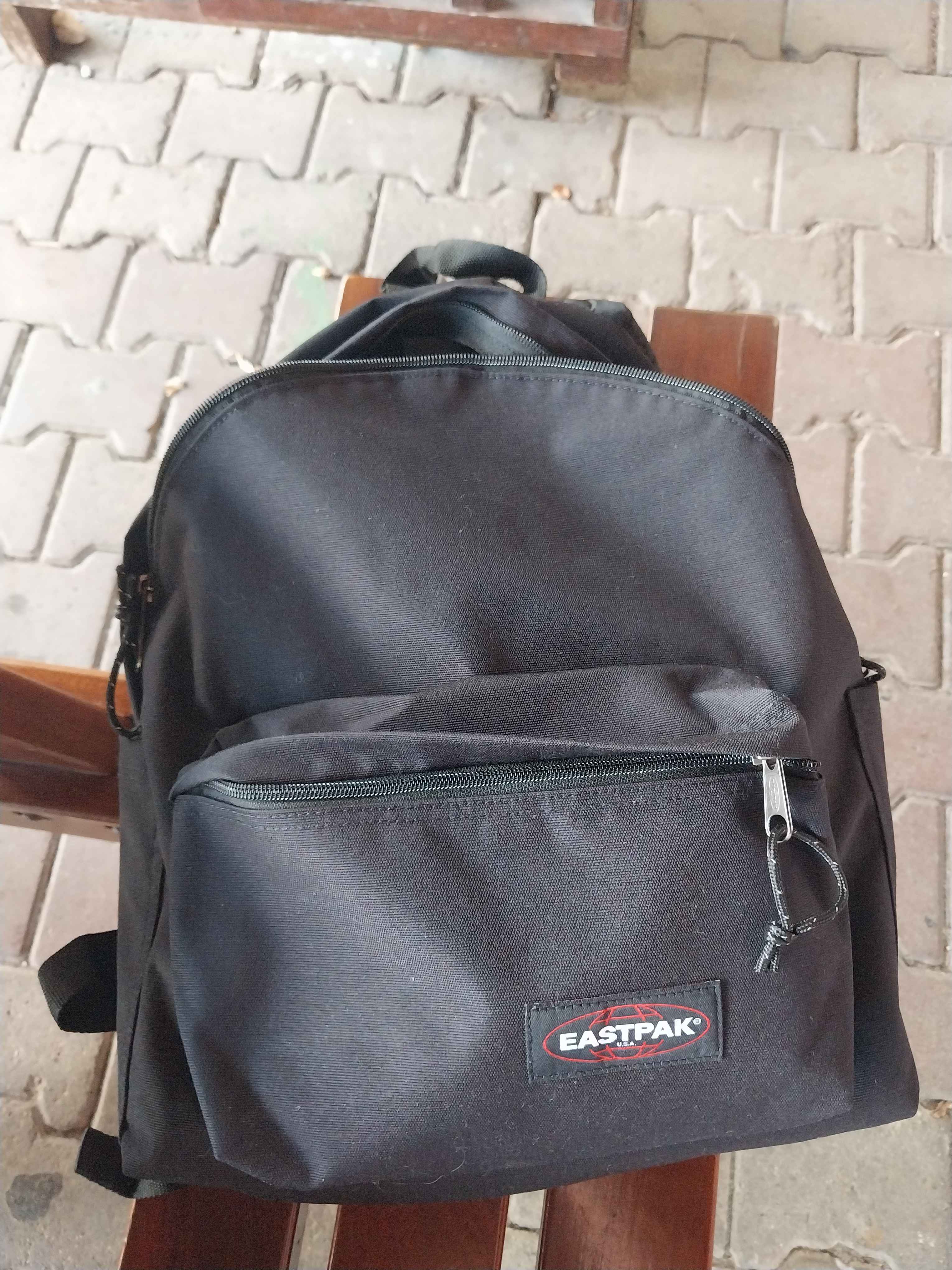 کوله پشتی زنانه استپک Eastpak اورجینال EK0A5BG40081 photo review