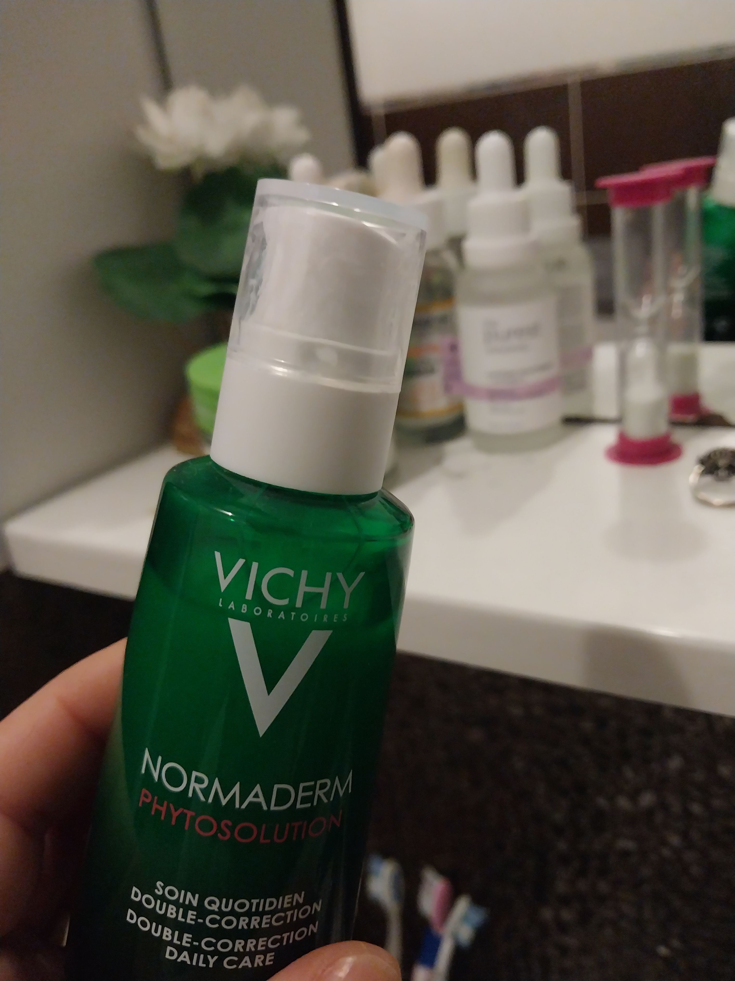 کرم صورت  ویشی Vichy اورجینال 3337875660617 photo review