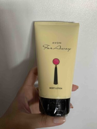 ست مراقبت از پوست  آوون Avon اورجینال KREM0002-5 photo review