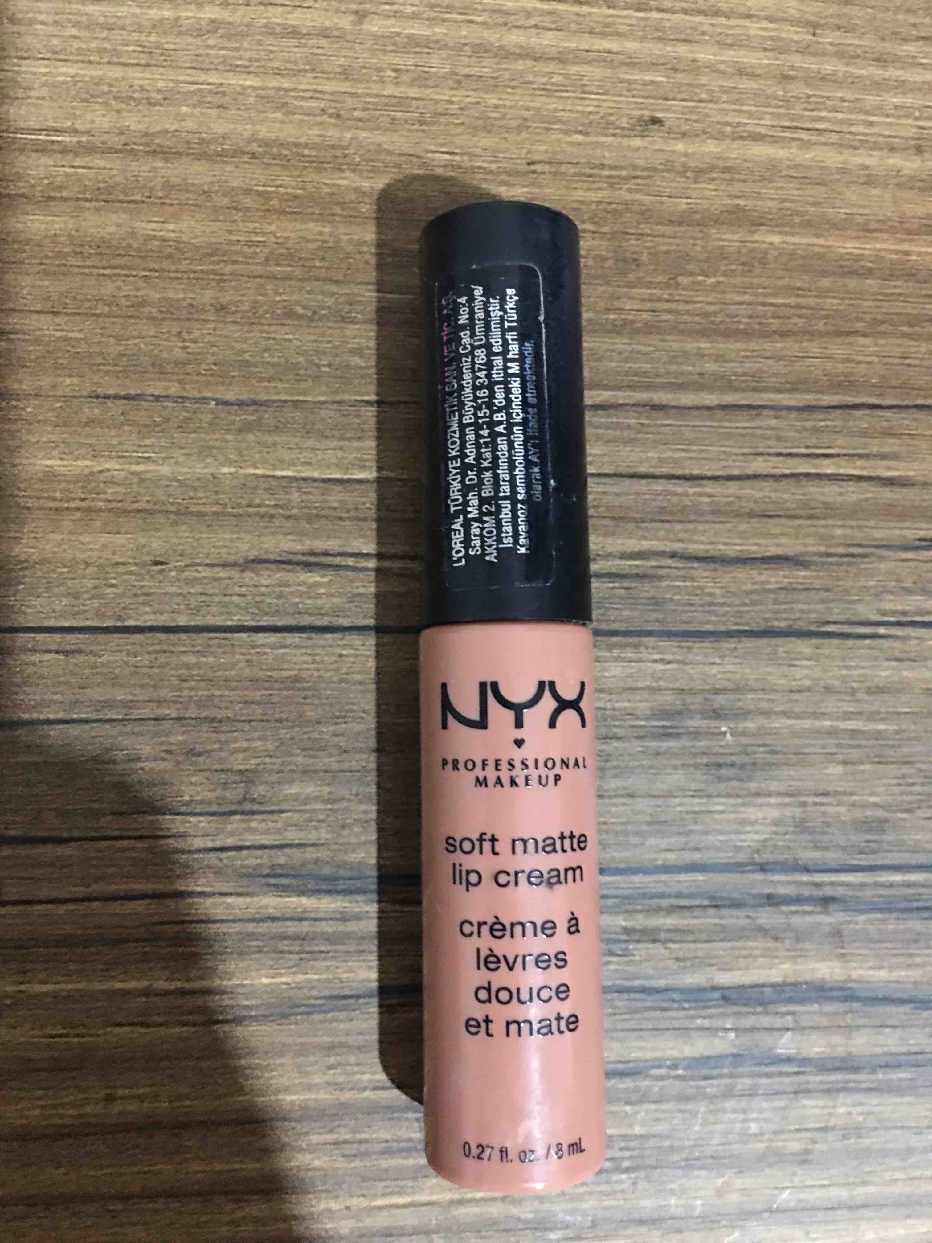 رژ لب  آرایش حرفه ای NYX اورجینال NYXPMUSMLC photo review