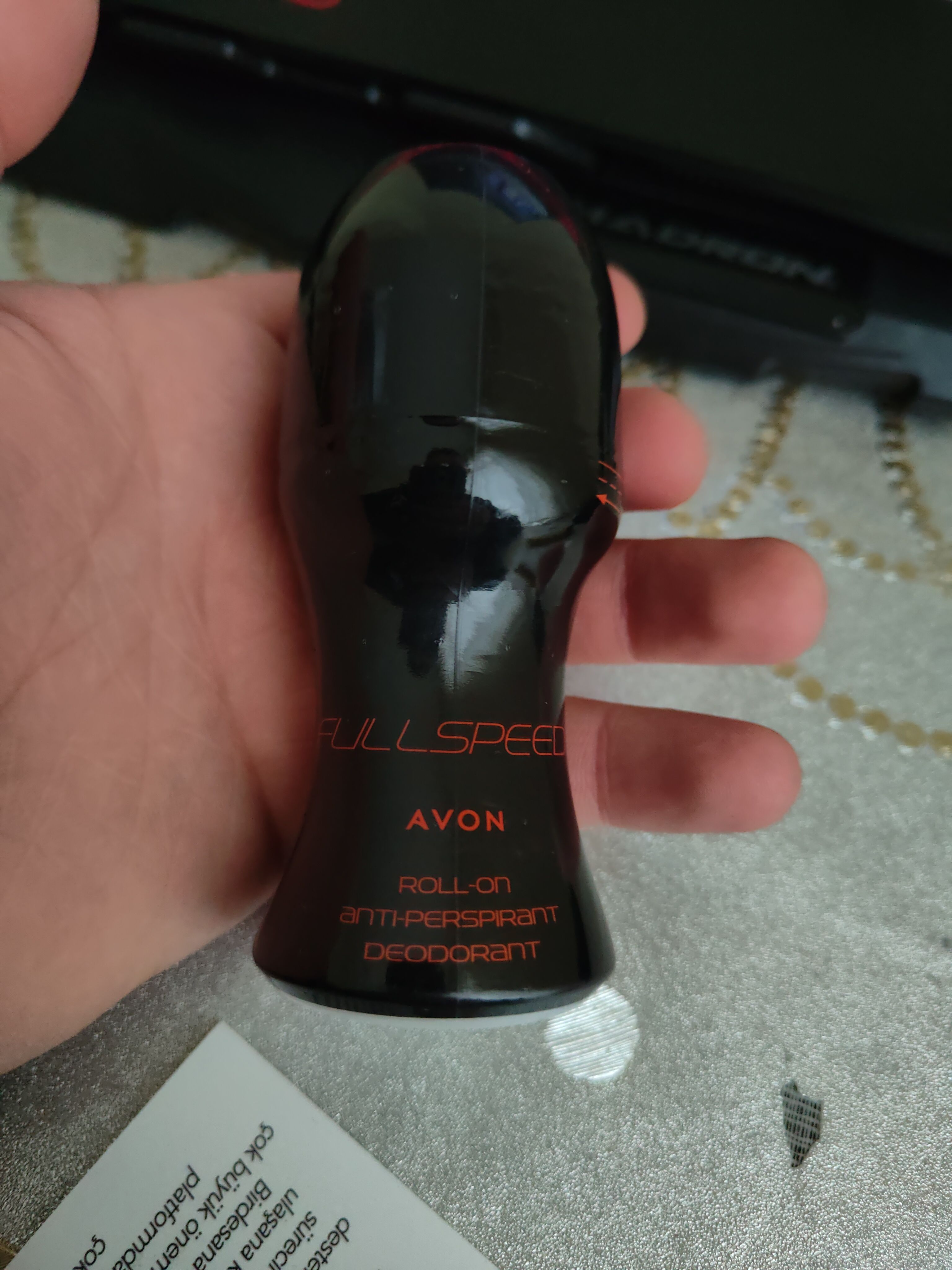 دئودورانت و رول آن زنانه آوون Avon اورجینال 1802 photo review