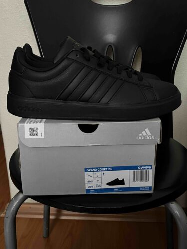 کتانی اسنیکرز مردانه آدیداس adidas اورجینال GW9195-1 photo review