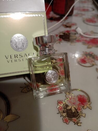 عطر زنانه ورساچه Versace اورجینال 1VR-7133 photo review