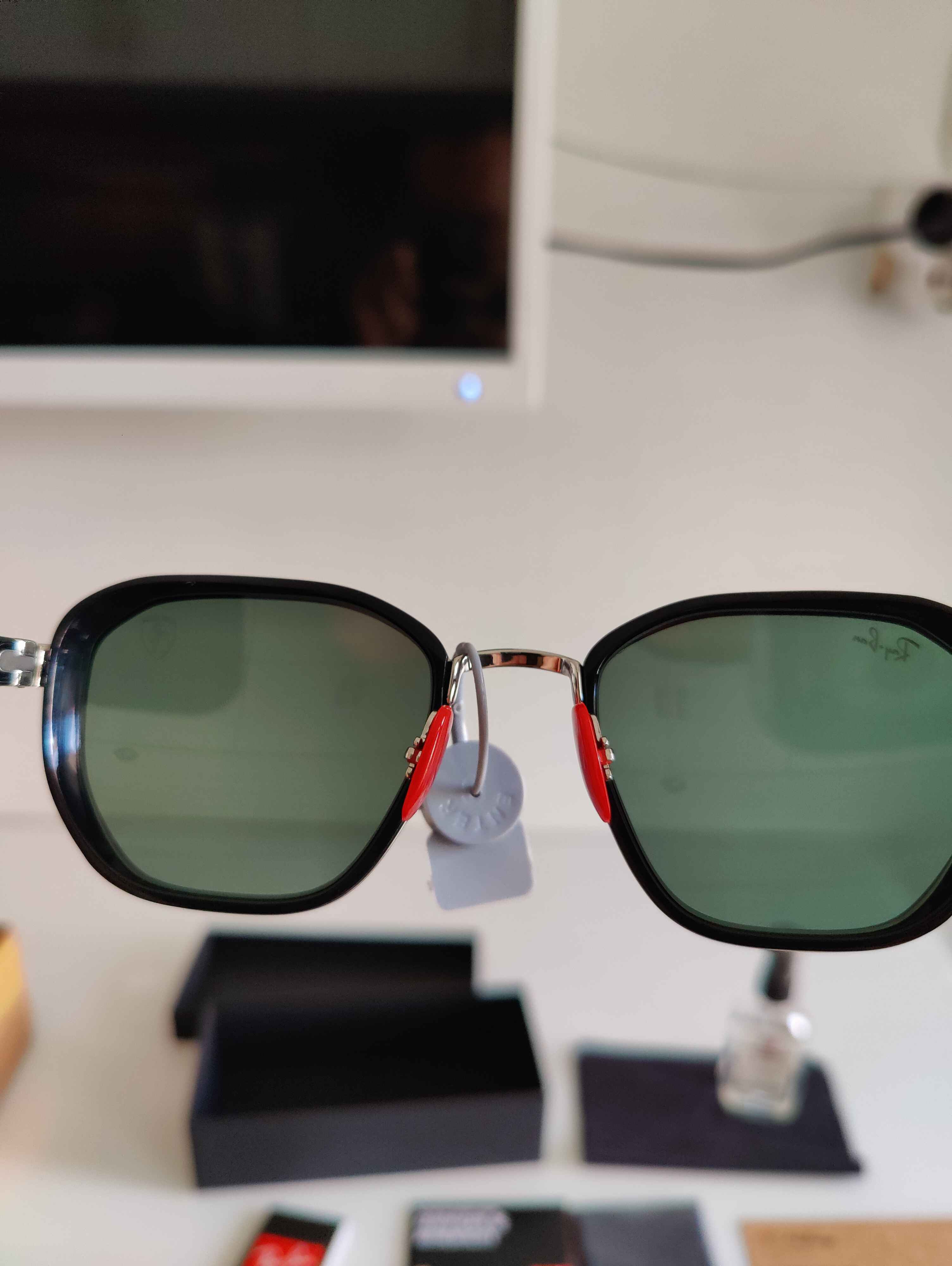 عینک آفتابی زنانه ری-بان Ray-Ban اورجینال RB 3674-M photo review