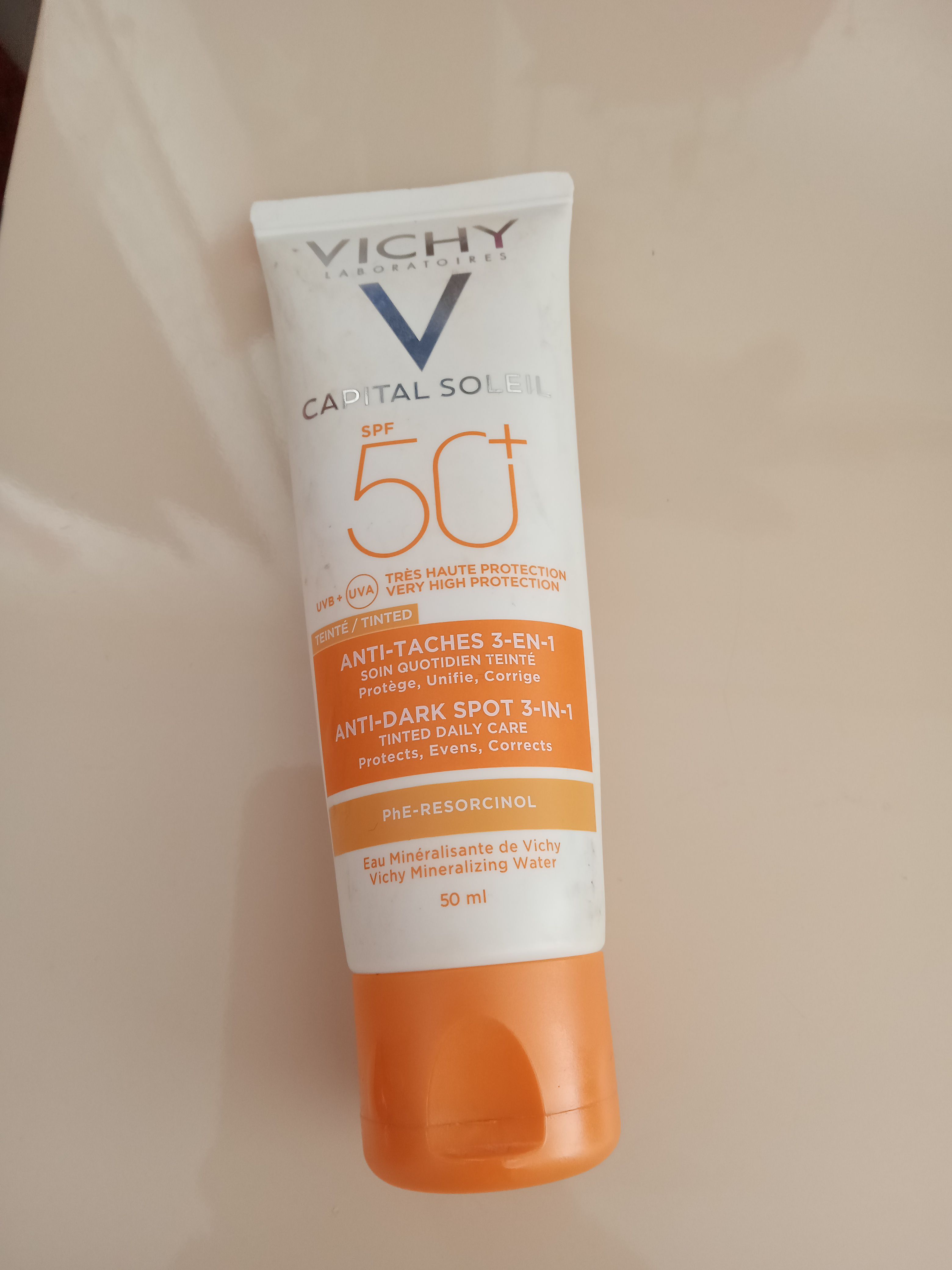 ضد آفتاب صورت  ویشی Vichy اورجینال 3337875419802 photo review