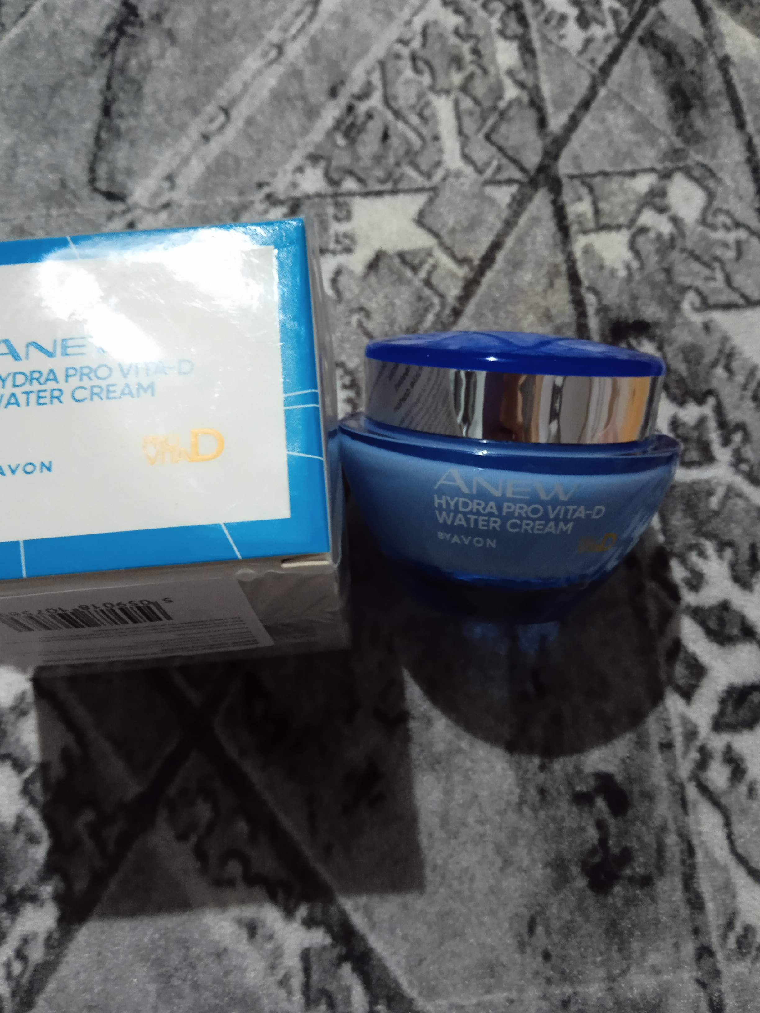 کرم صورت  آوون Avon اورجینال KREM2560-2 photo review