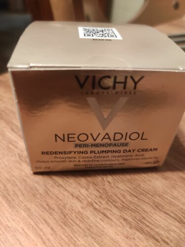 کرم صورت  ویشی Vichy اورجینال VICHY71 photo review