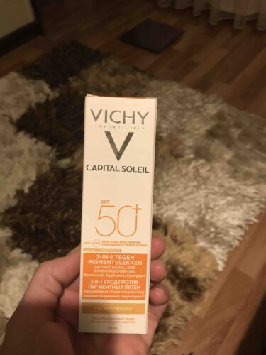 ضد آفتاب صورت  ویشی Vichy اورجینال 3337875419802 photo review