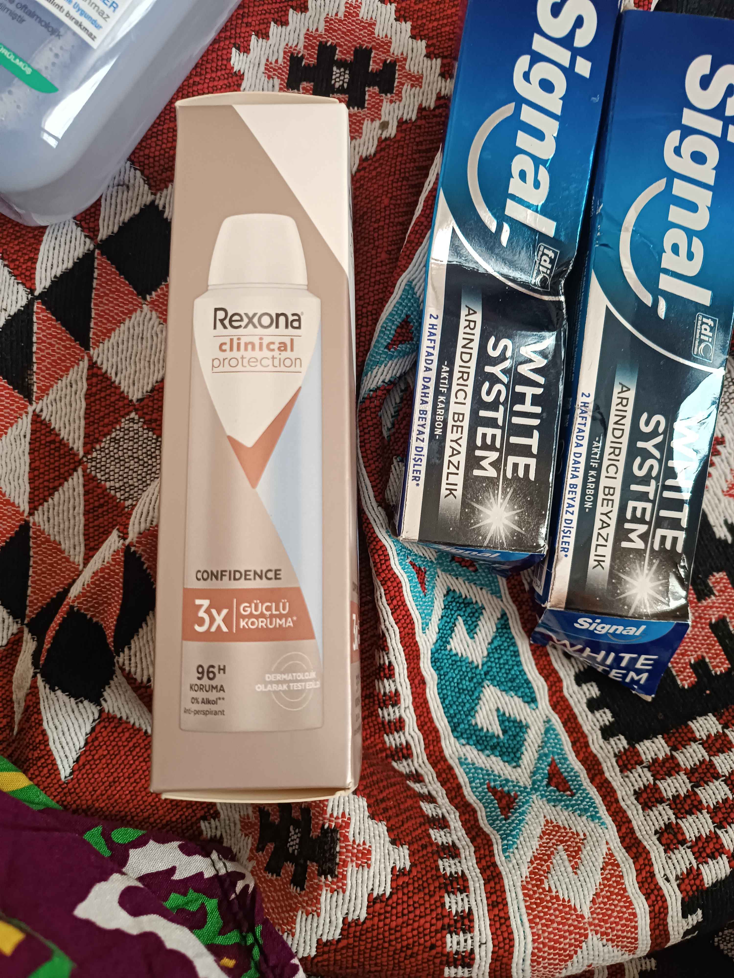 دئودورانت یا رول آن زنانه رکسونا Rexona اورجینال 68781090 photo review