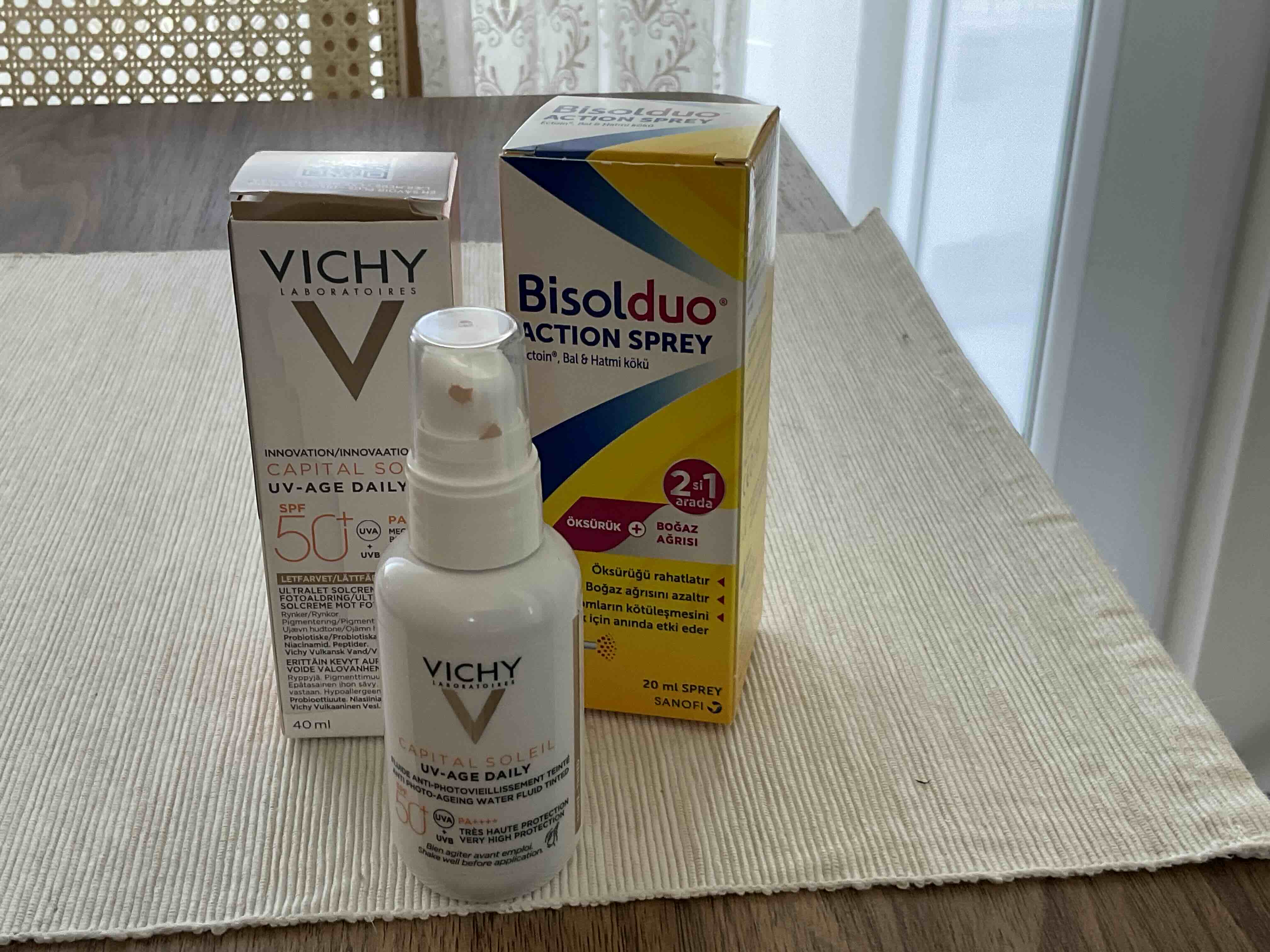 ضد آفتاب صورت  ویشی Vichy اورجینال 3337875795265 photo review