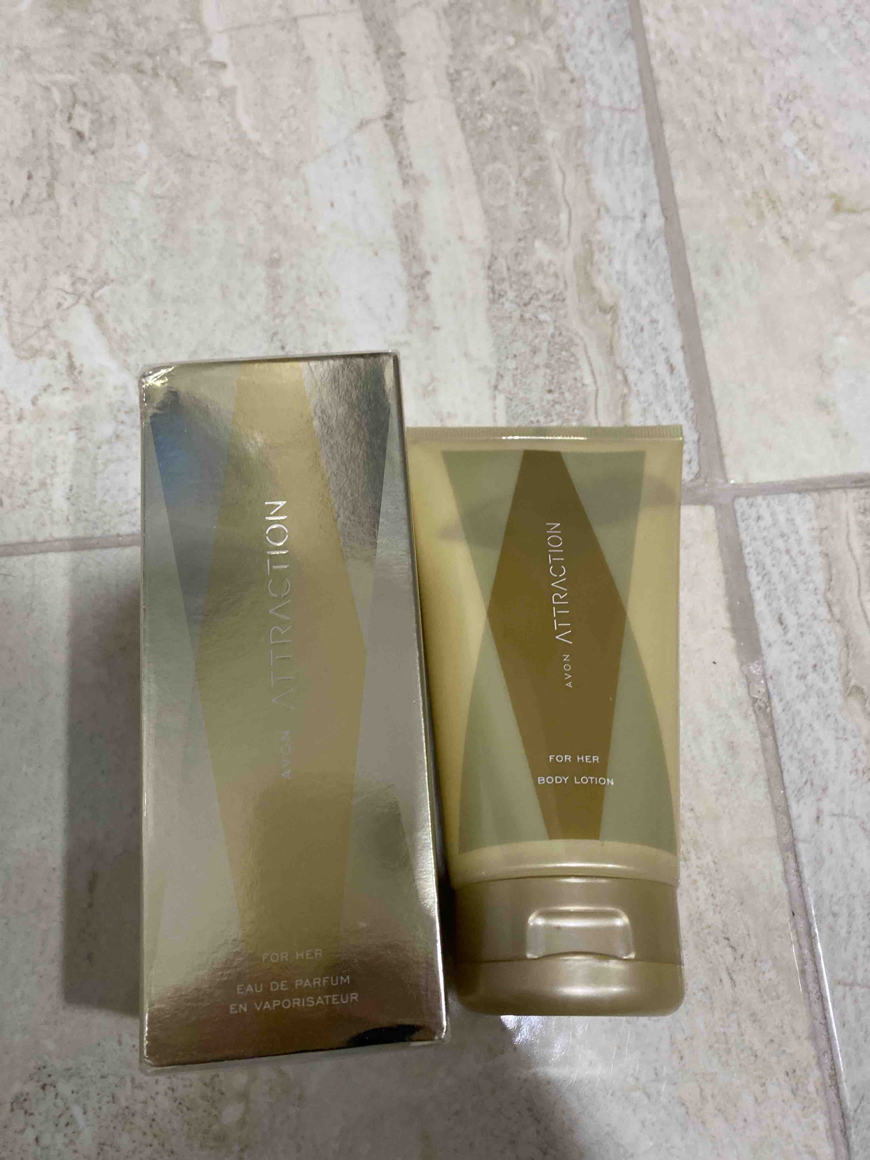 عطر زنانه آوون Avon اورجینال Dnz68 photo review