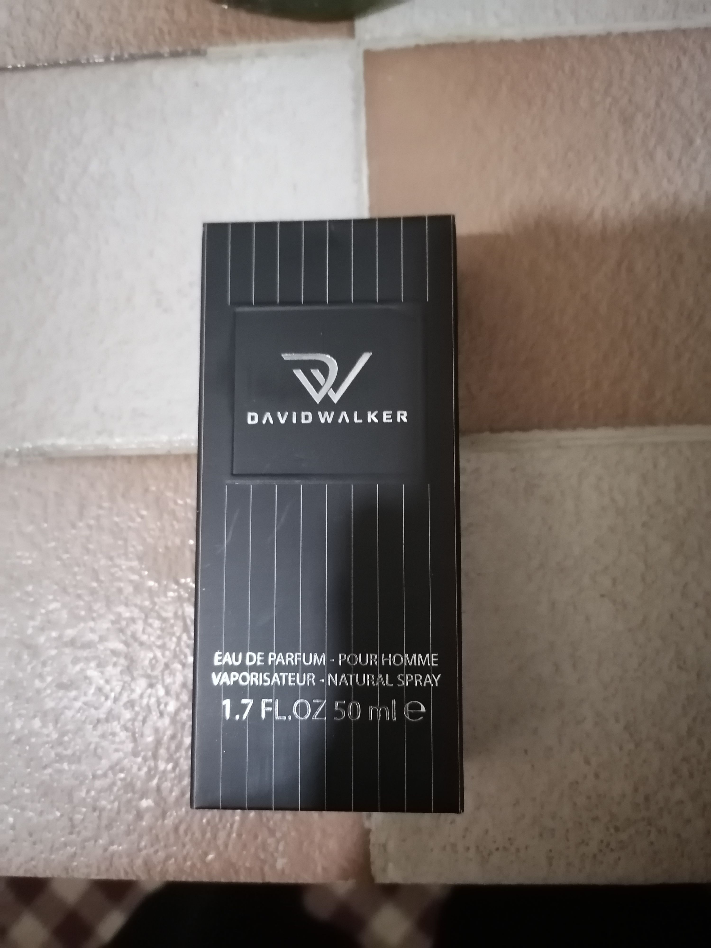 عطر مردانه دیوید واکر David Walker اورجینال E-107 DW 50 photo review