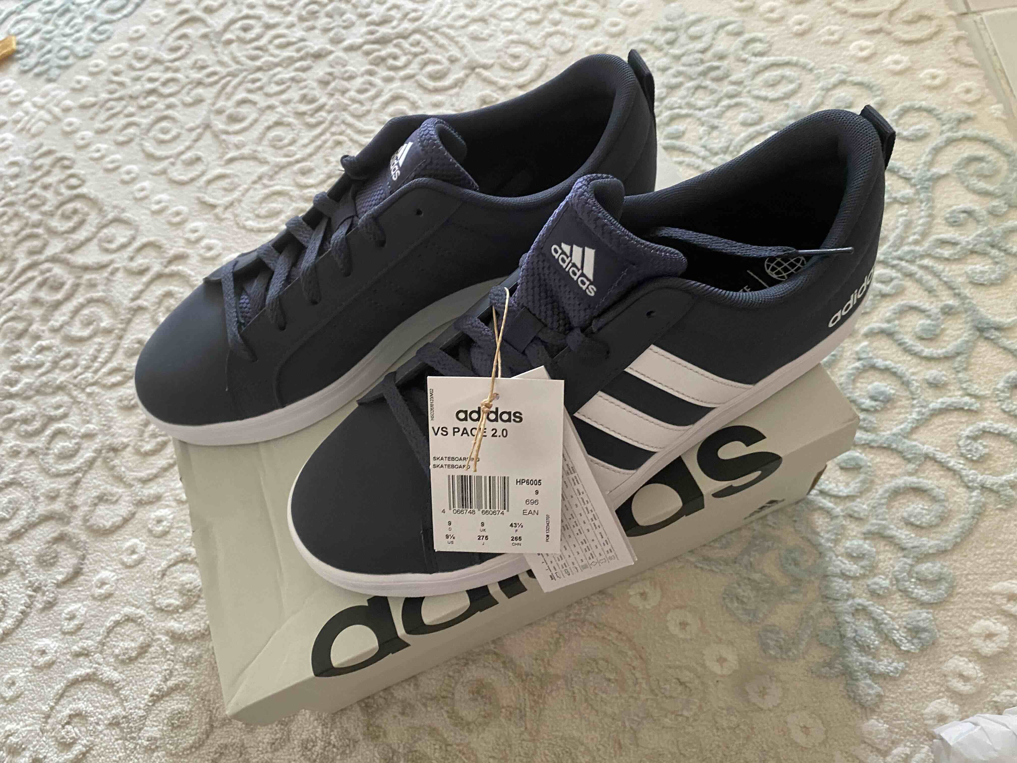 کتانی اسنیکرز مردانه آدیداس adidas اورجینال ID8199 photo review