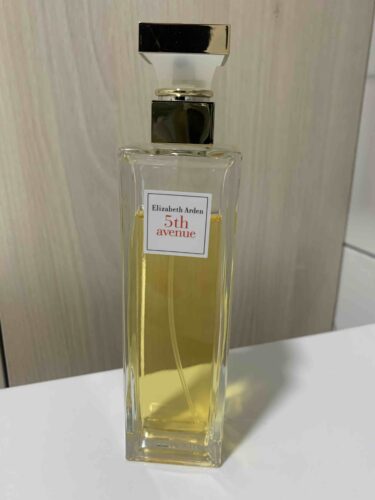 عطر زنانه الیزابت آردن Elizabeth Arden اورجینال ZZ.VV.SGT.2023/0455 photo review