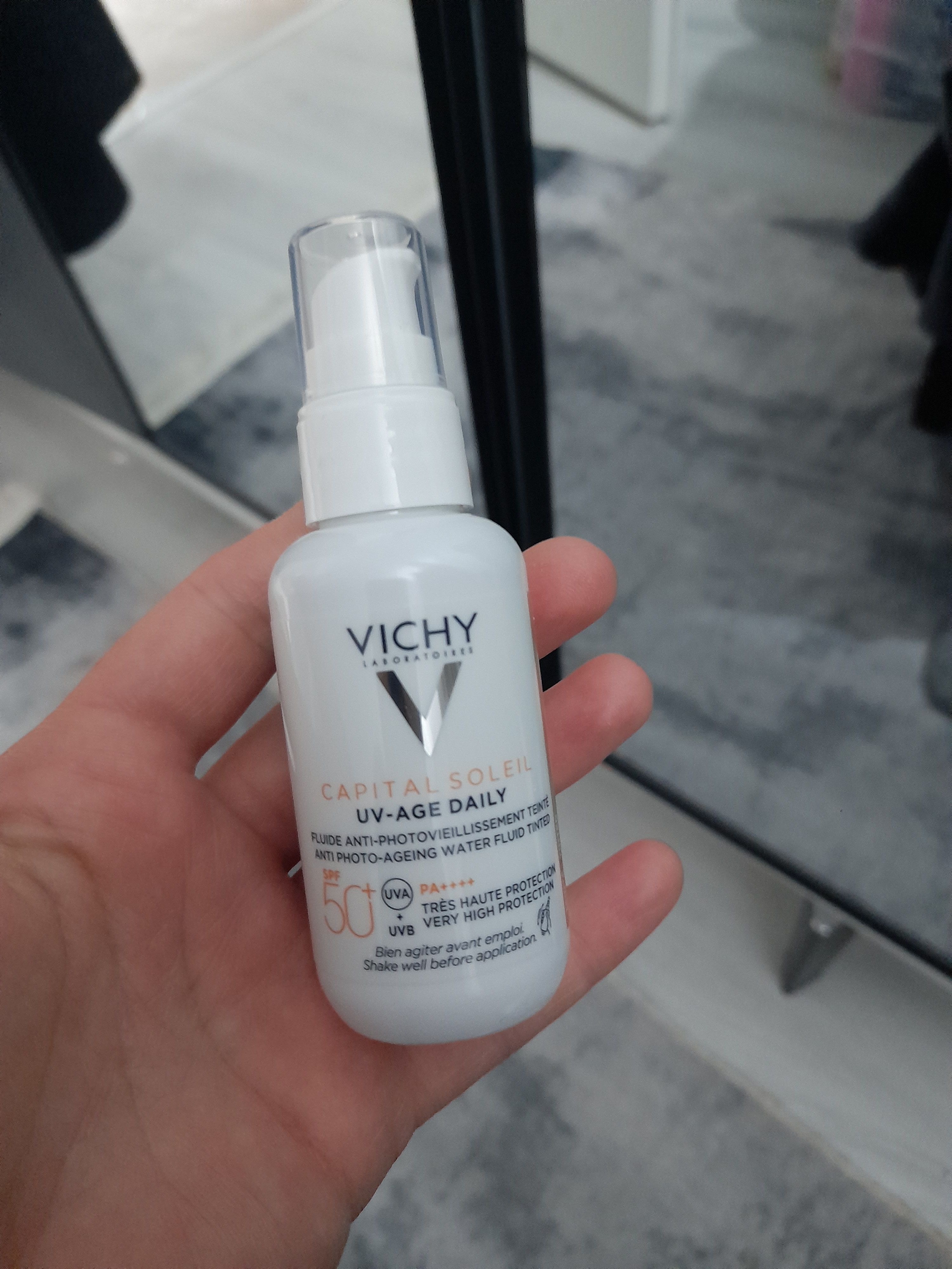 ضد آفتاب صورت  ویشی Vichy اورجینال 3337875795265 photo review