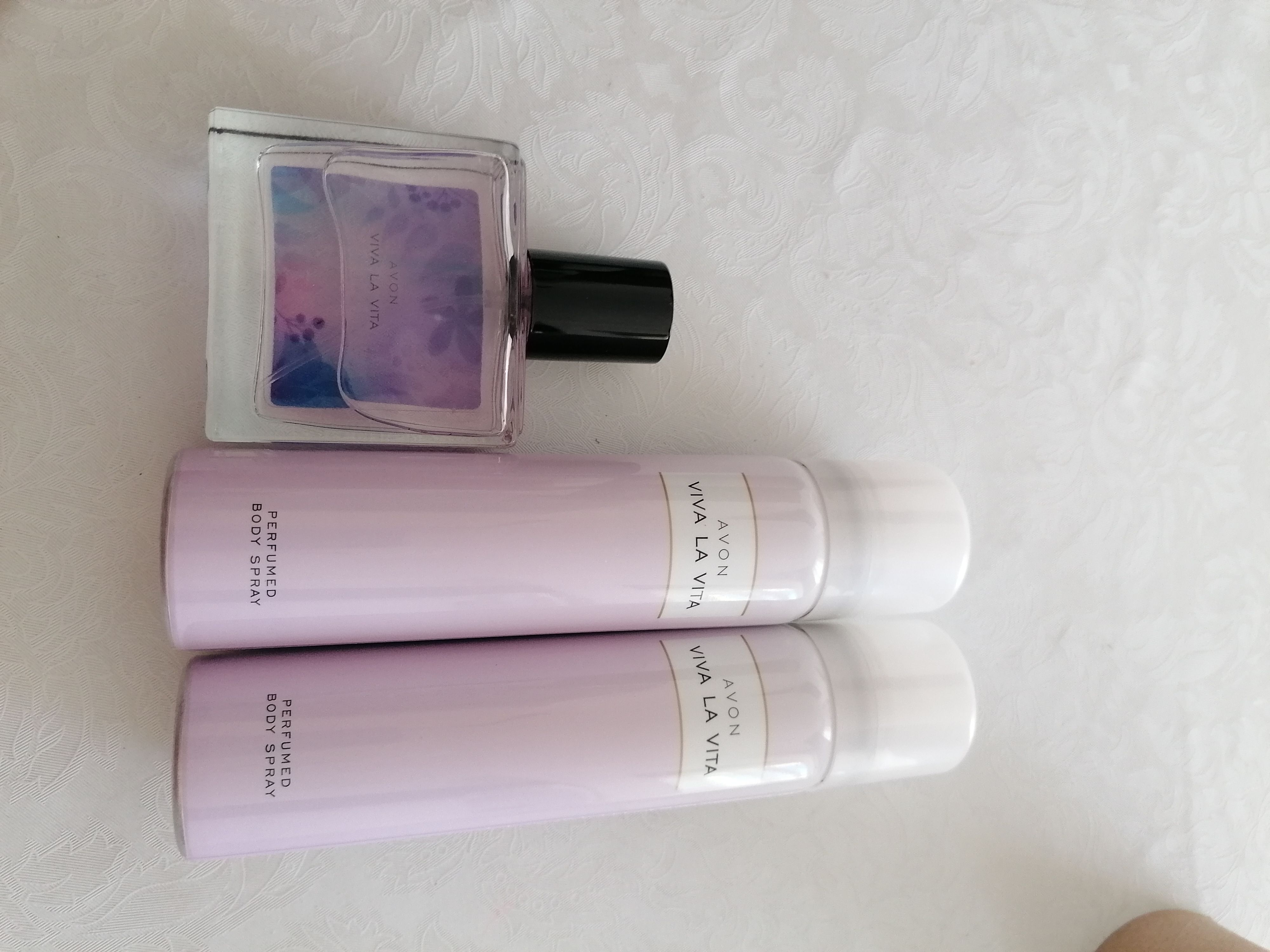 دئودورانت و رول آن زنانه آوون Avon اورجینال 5050000100977 photo review