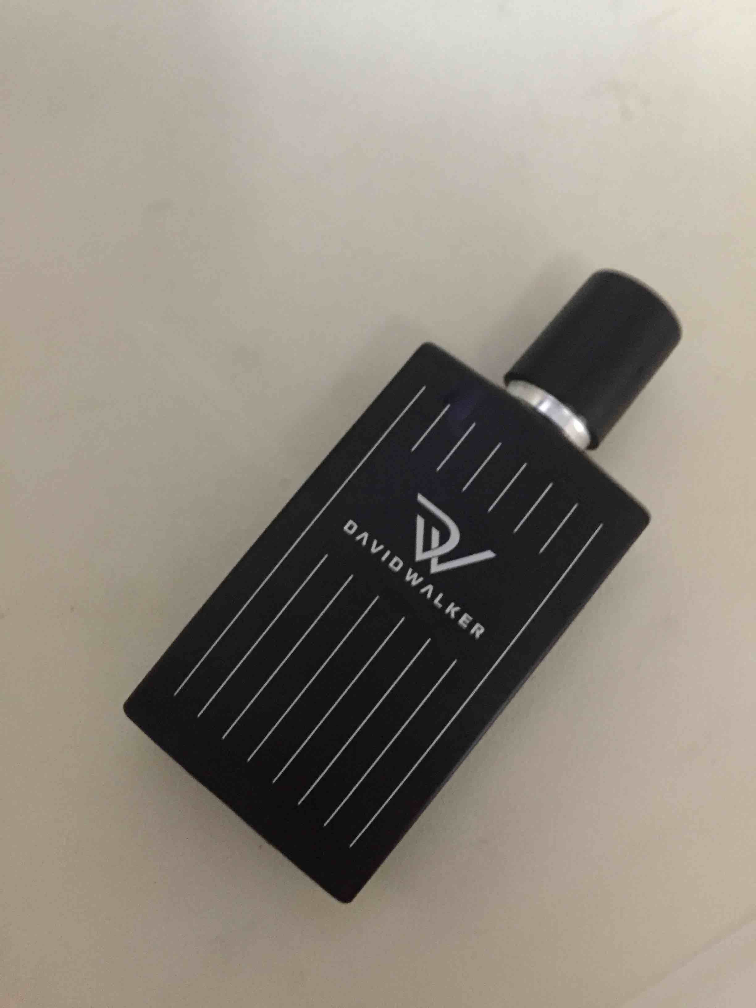 عطر مردانه دیوید واکر اورجینال E-087 DW 50 photo review