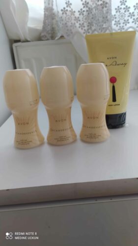 دئودورانت و رول آن زنانه آوون Avon اورجینال ROLLON0218-3 photo review