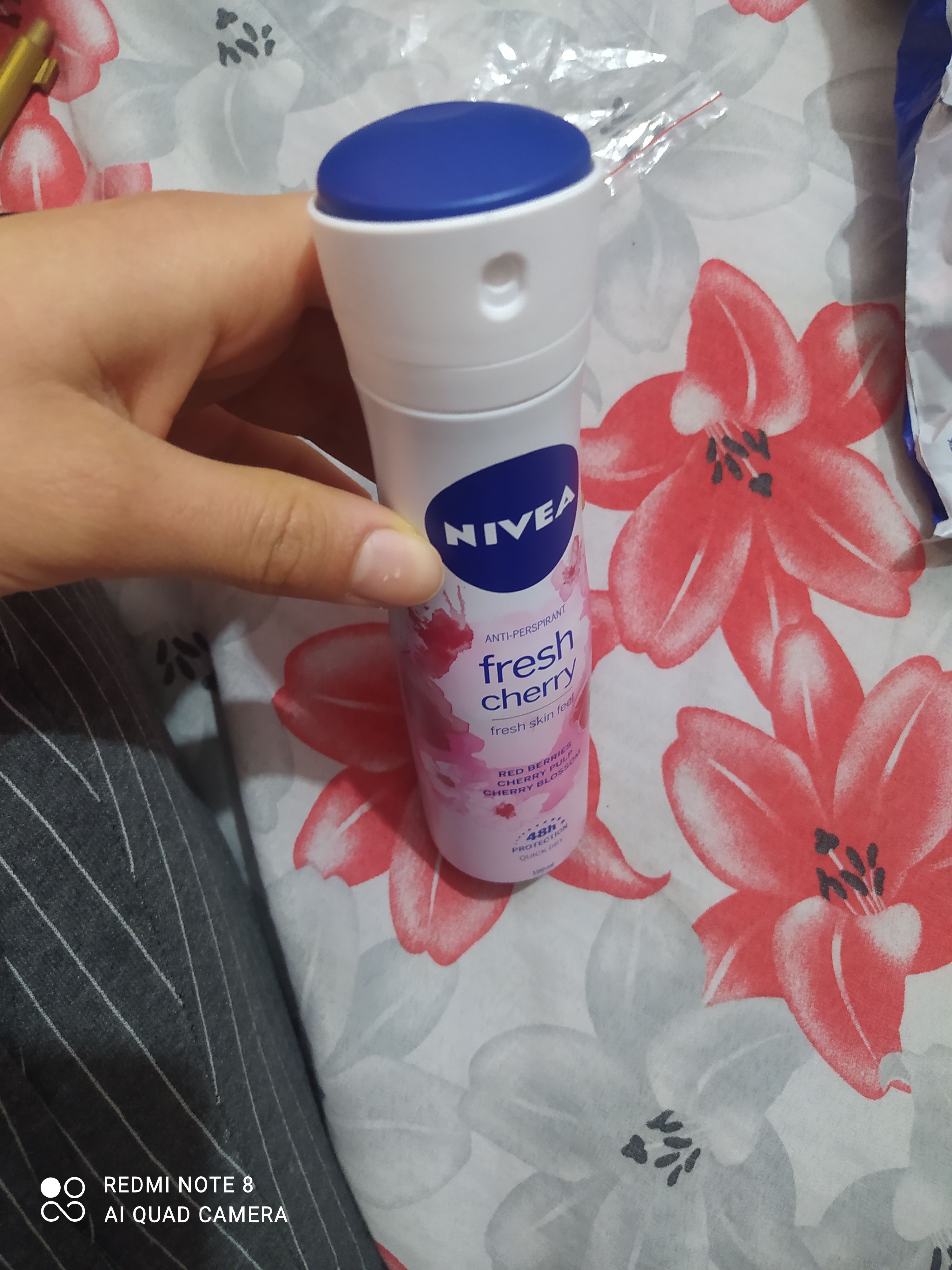 دئودورانت یا رول آن زنانه نیووا NIVEA اورجینال 123486 photo review