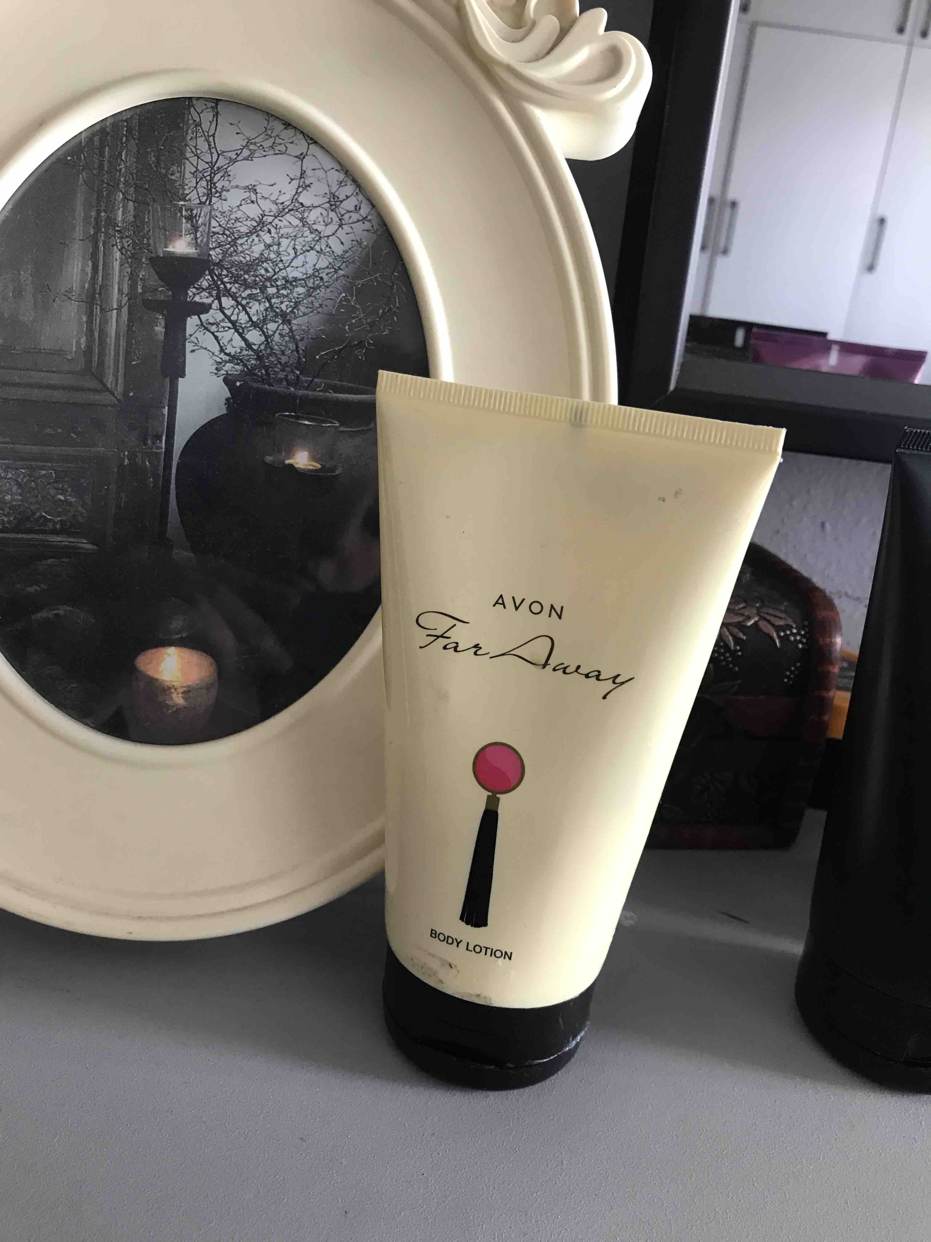 ست مراقبت از پوست  آوون Avon اورجینال KREM0002-5 photo review