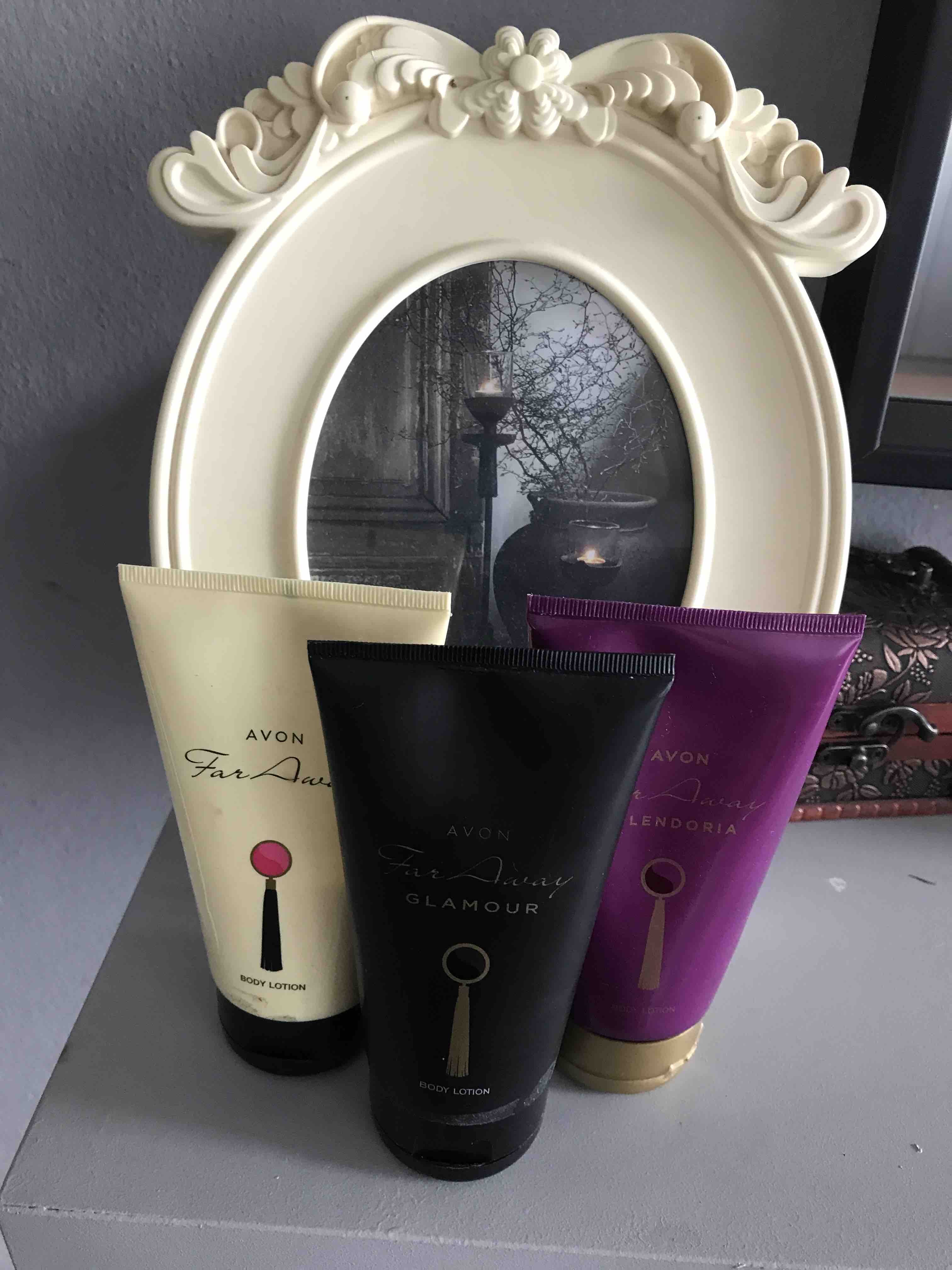 ست مراقبت از پوست  آوون Avon اورجینال KREM0002-5 photo review