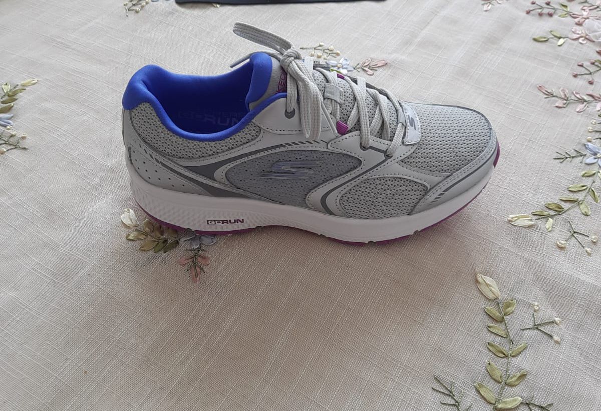 کتانی تمرین و دویدن زنانه اسکیچرز Skechers اورجینال 128281 SLPR photo review