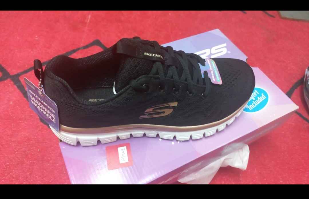 اسنیکر زنانه اسکیچرز Skechers اورجینال 12615-BKGD photo review