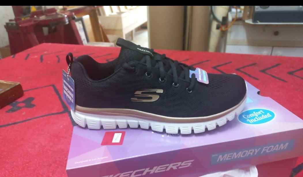 اسنیکر زنانه اسکیچرز Skechers اورجینال 12615-BKGD photo review