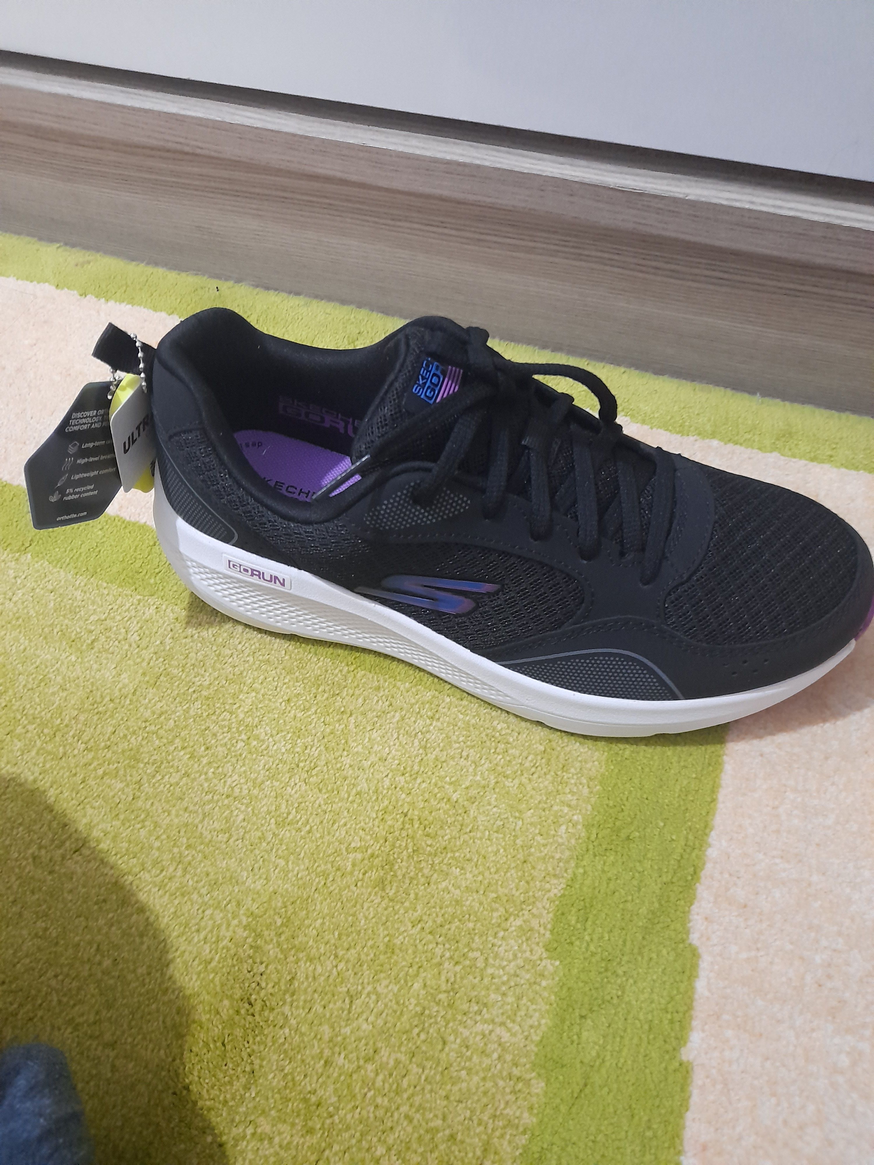 کتانی تمرین و دویدن زنانه اسکیچرز Skechers اورجینال 128333 BKPR photo review