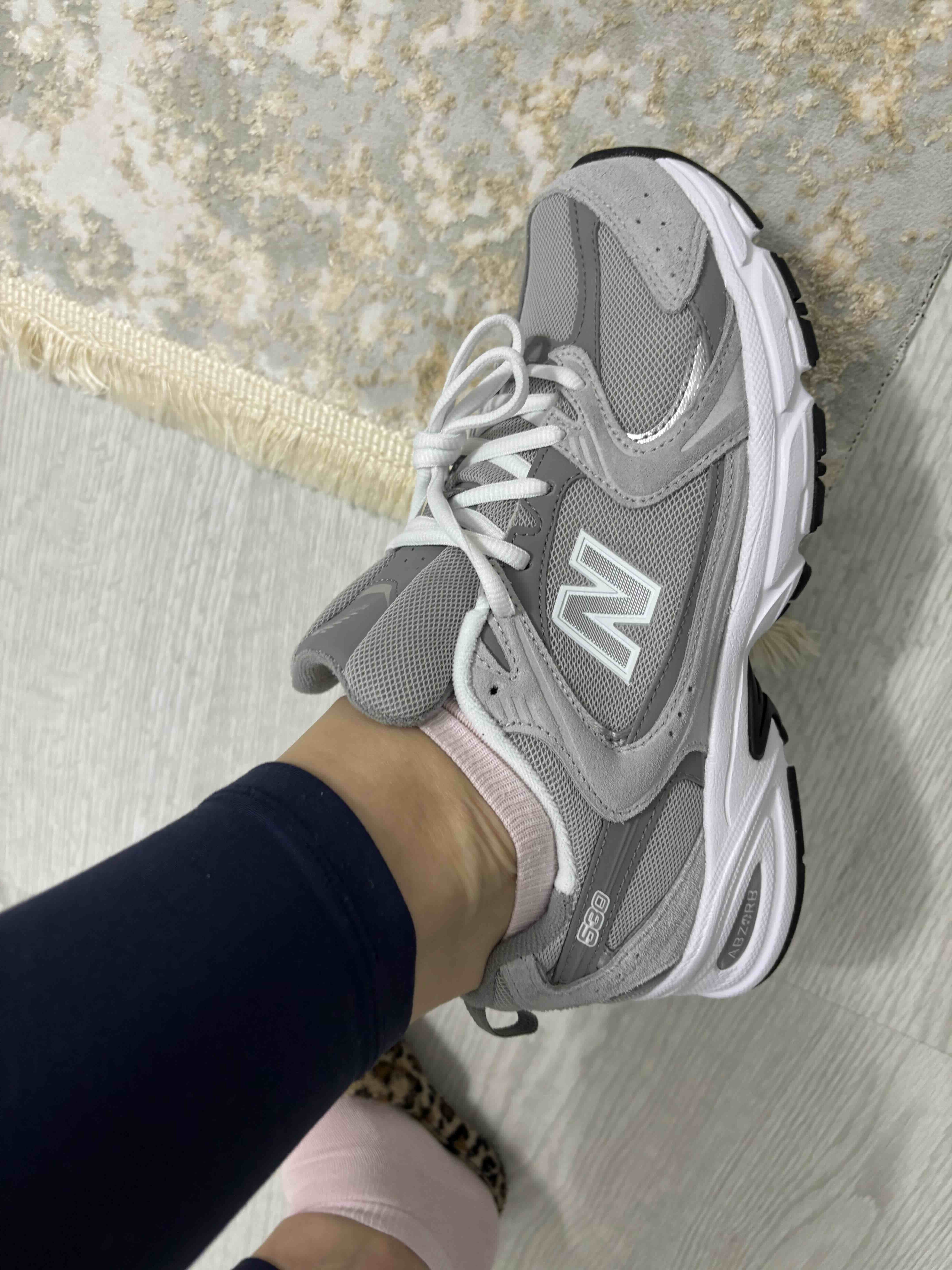 اسنیکر زنانه نیوبالانس New Balance اورجینال 530 MR530CK photo review