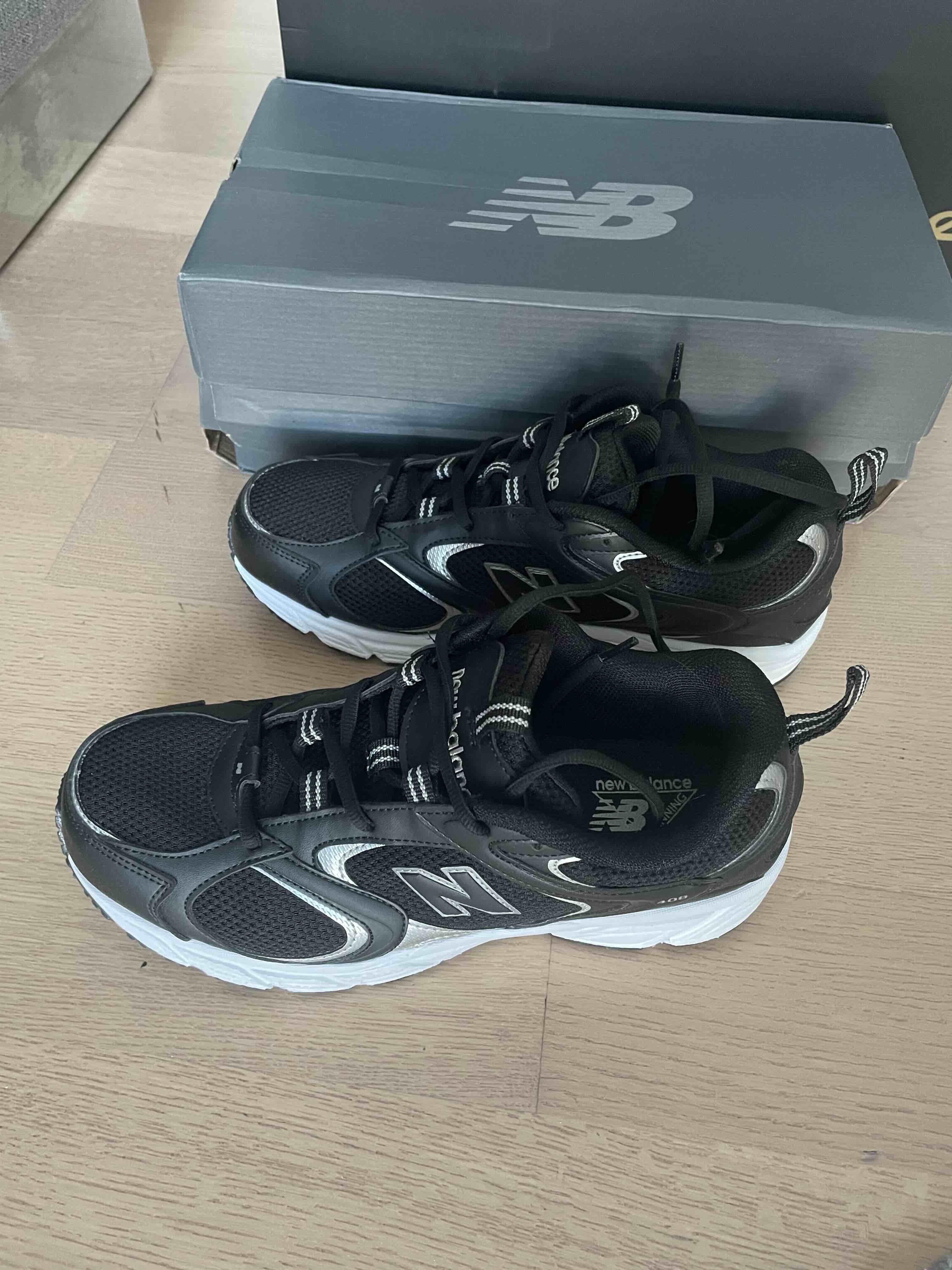 کفش پیاده روی زنانه نیوبالانس New Balance اورجینال ML408BS-R photo review