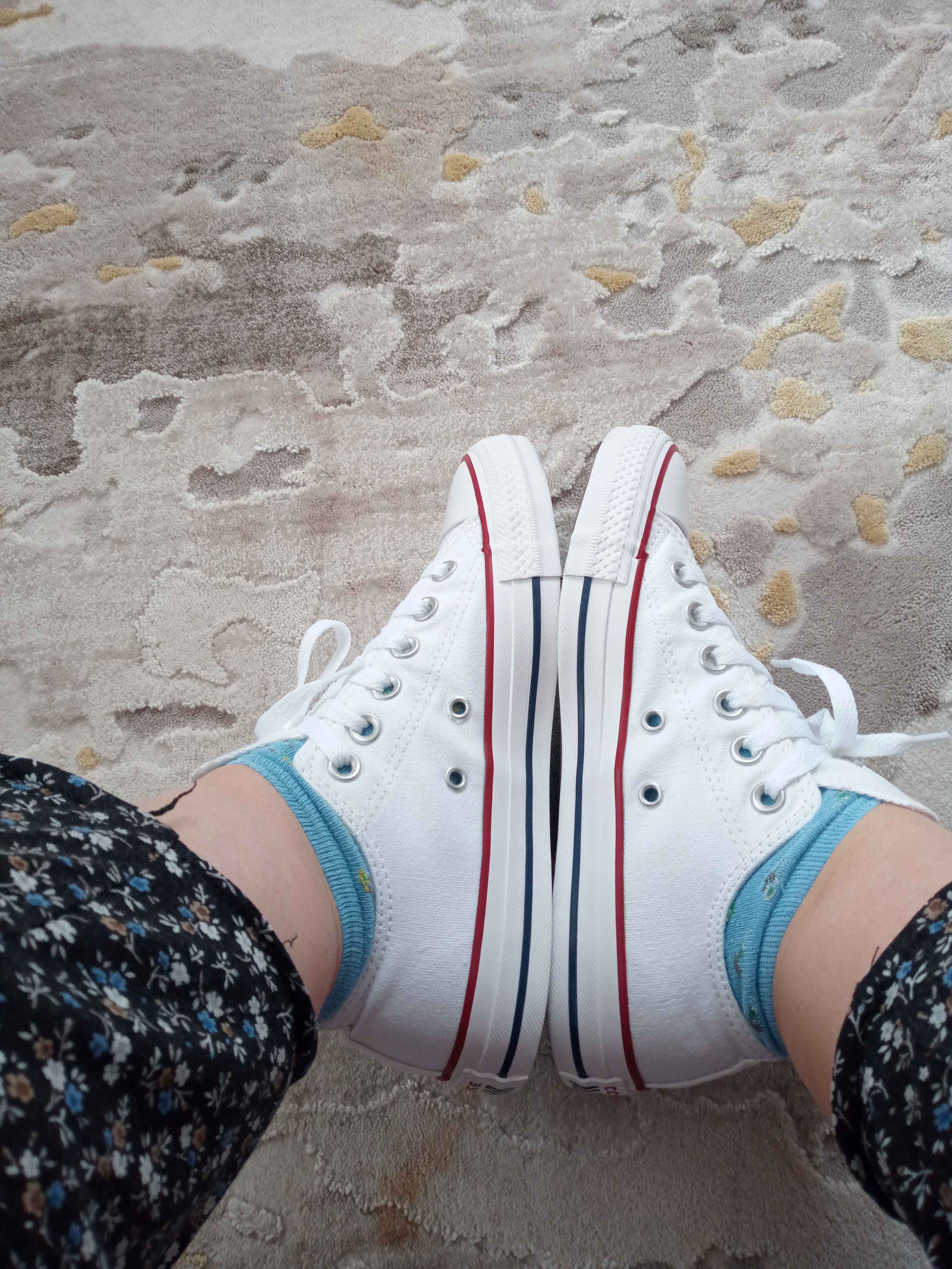 اسنیکر زنانه کانورس Converse اورجینال Chuck Taylor All Star M9166C photo review