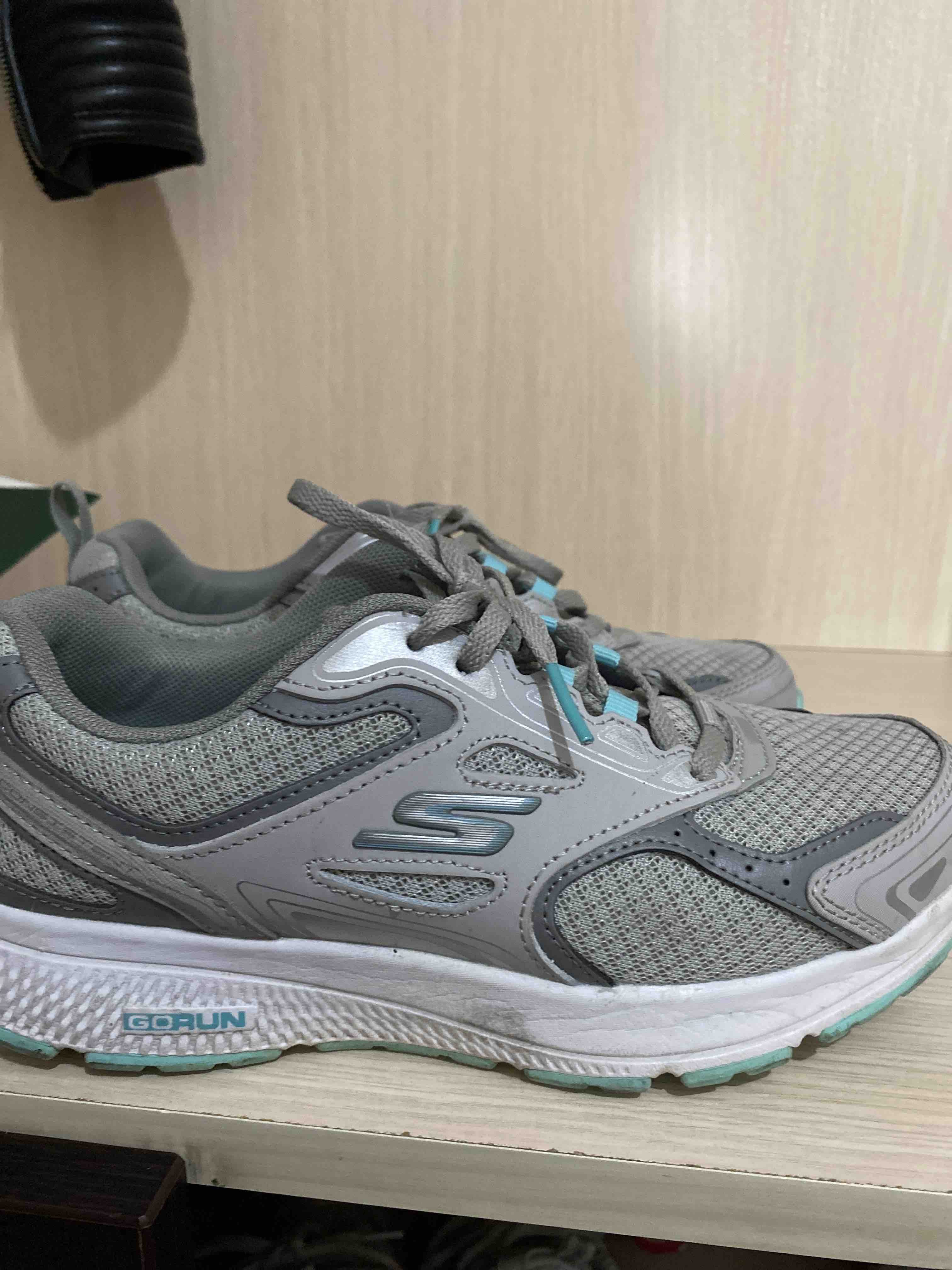 کتانی تمرین و دویدن زنانه اسکیچرز Skechers اورجینال 128075GYTQ photo review