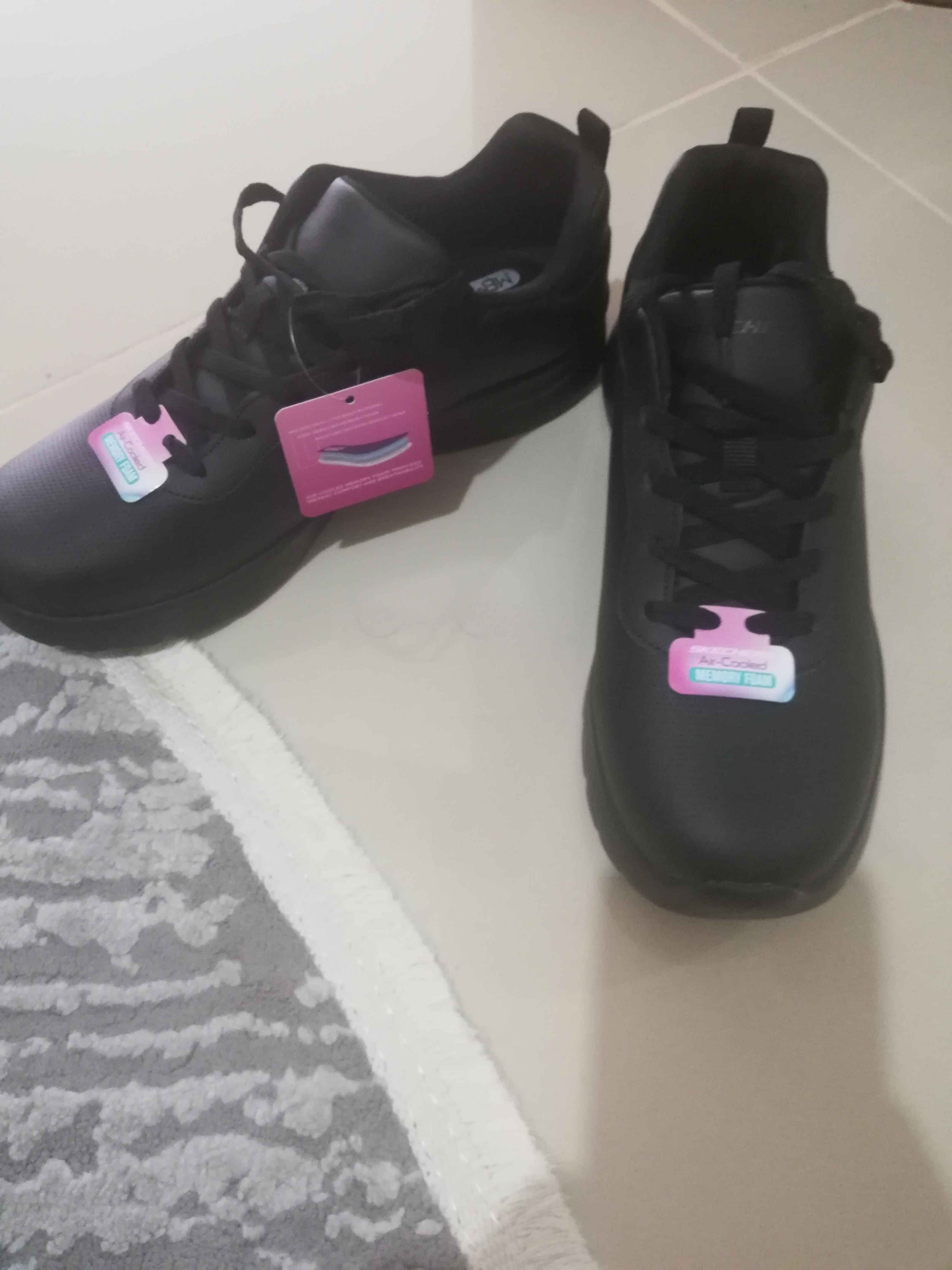 اسنیکر زنانه اسکیچرز Skechers اورجینال 88888368TK BBK photo review