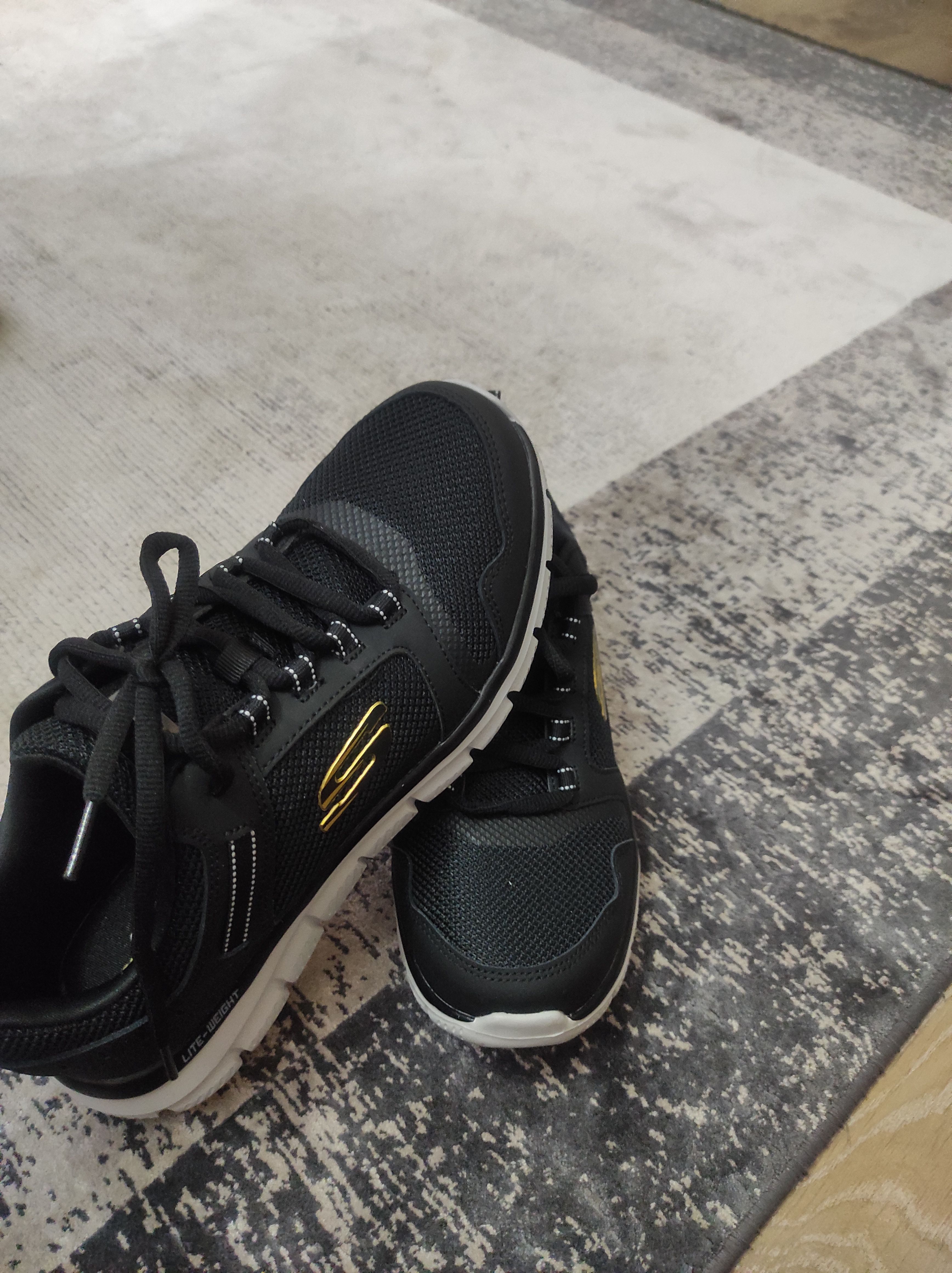 اسنیکر مردانه اسکیچرز Skechers اورجینال 232001 BKGD photo review