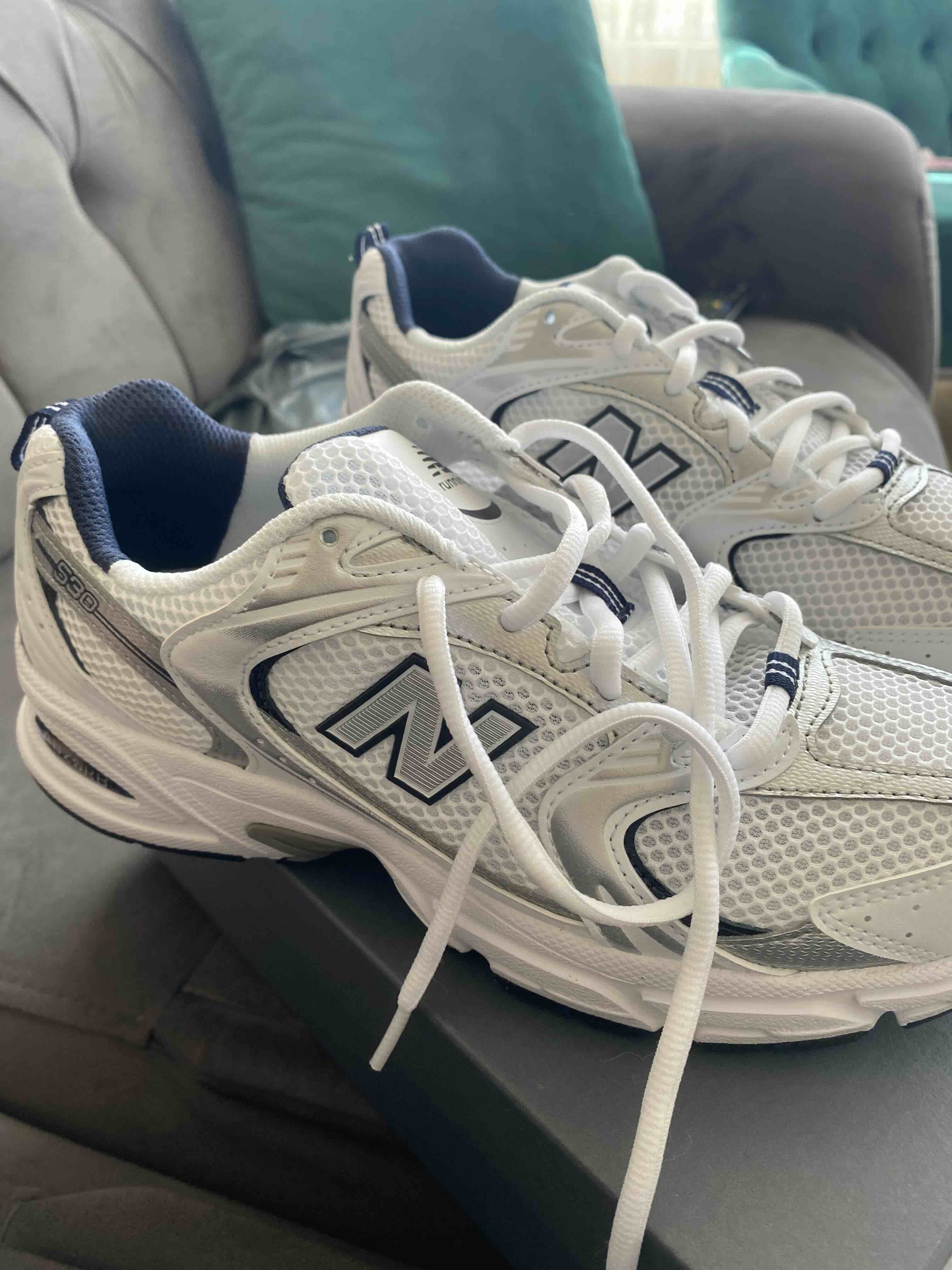 اسنیکر زنانه نیوبالانس New Balance اورجینال MR530SG photo review