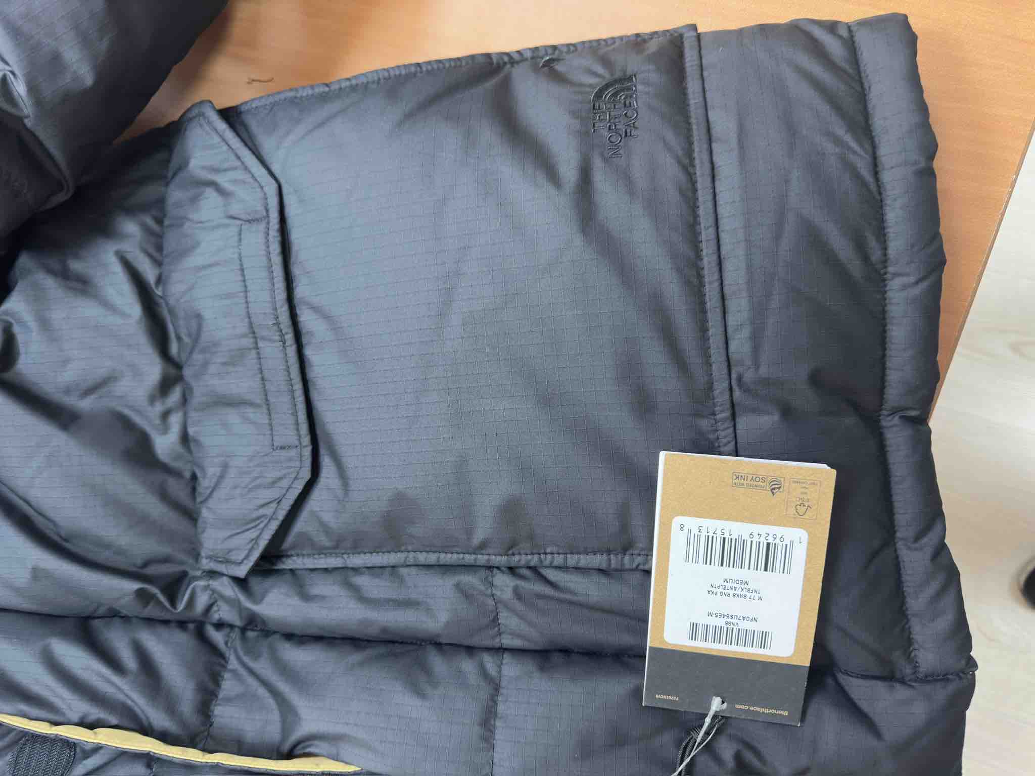 کاپشن مردانه نورث فیس The North Face اورجینال NF0A7US54E51 photo review