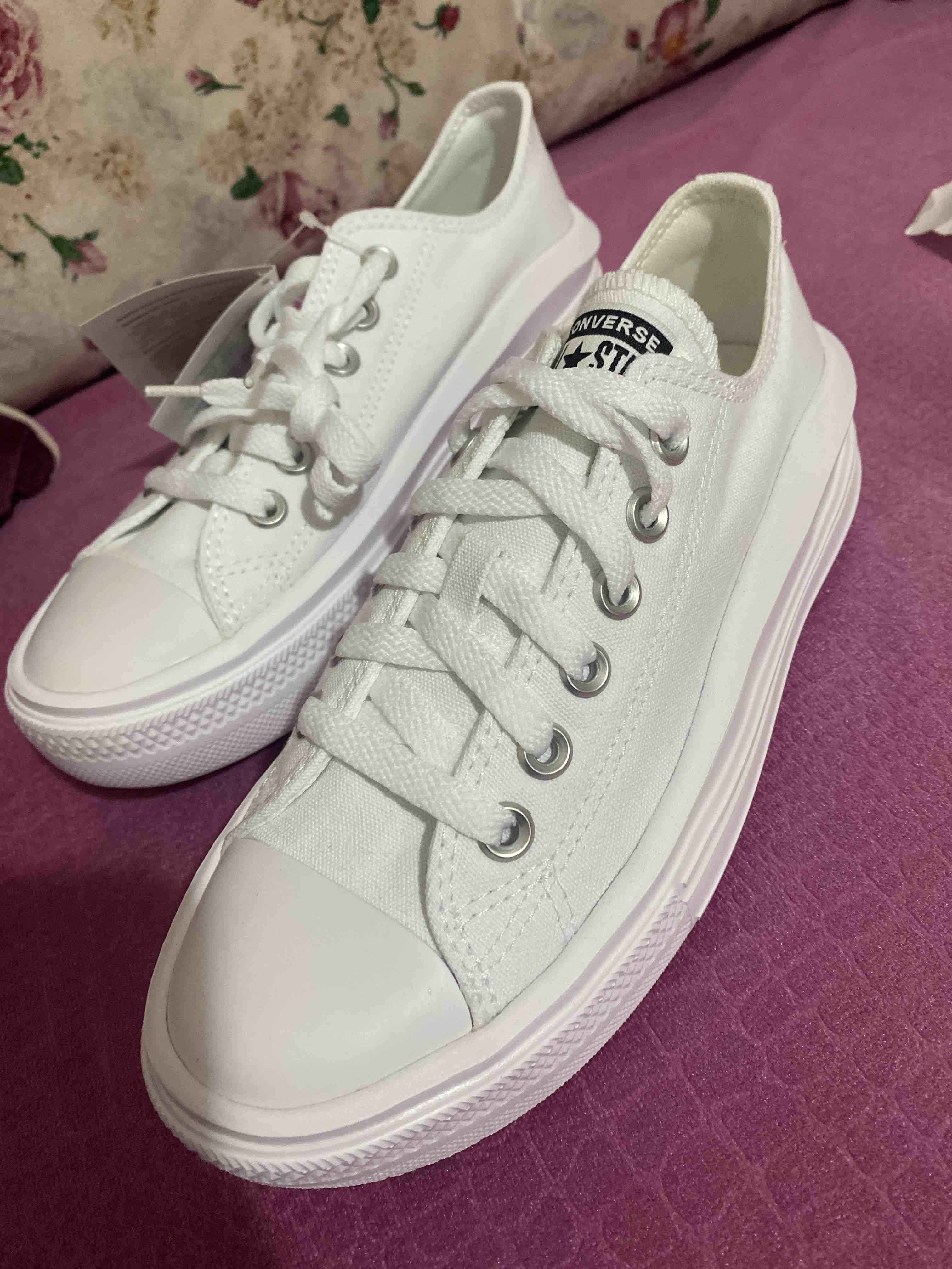 کفش پیاده روی زنانه کانورس Converse اورجینال 570257-v2 photo review