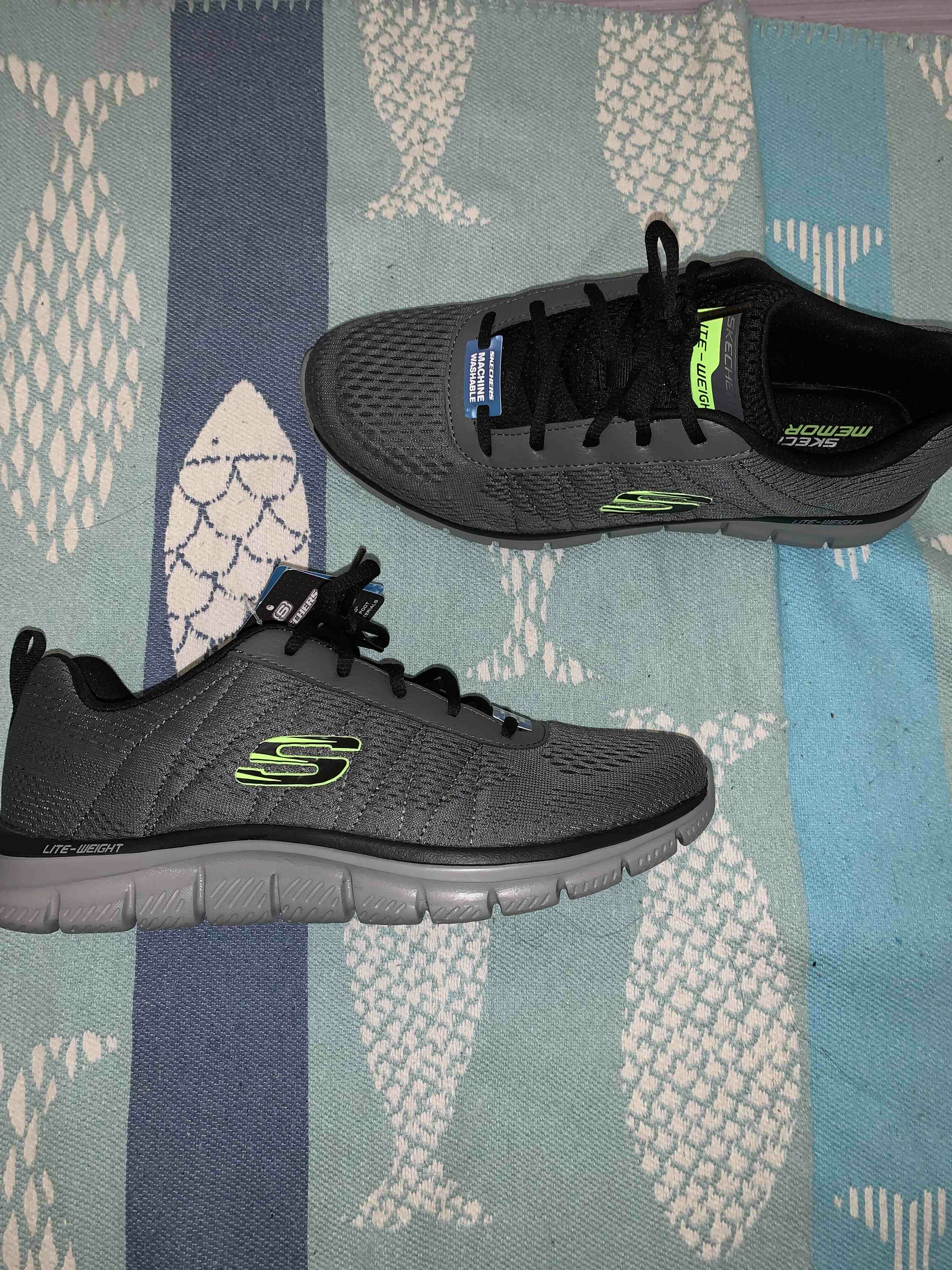 کفش پیاده روی مردانه اسکیچرز Skechers اورجینال 232081 photo review