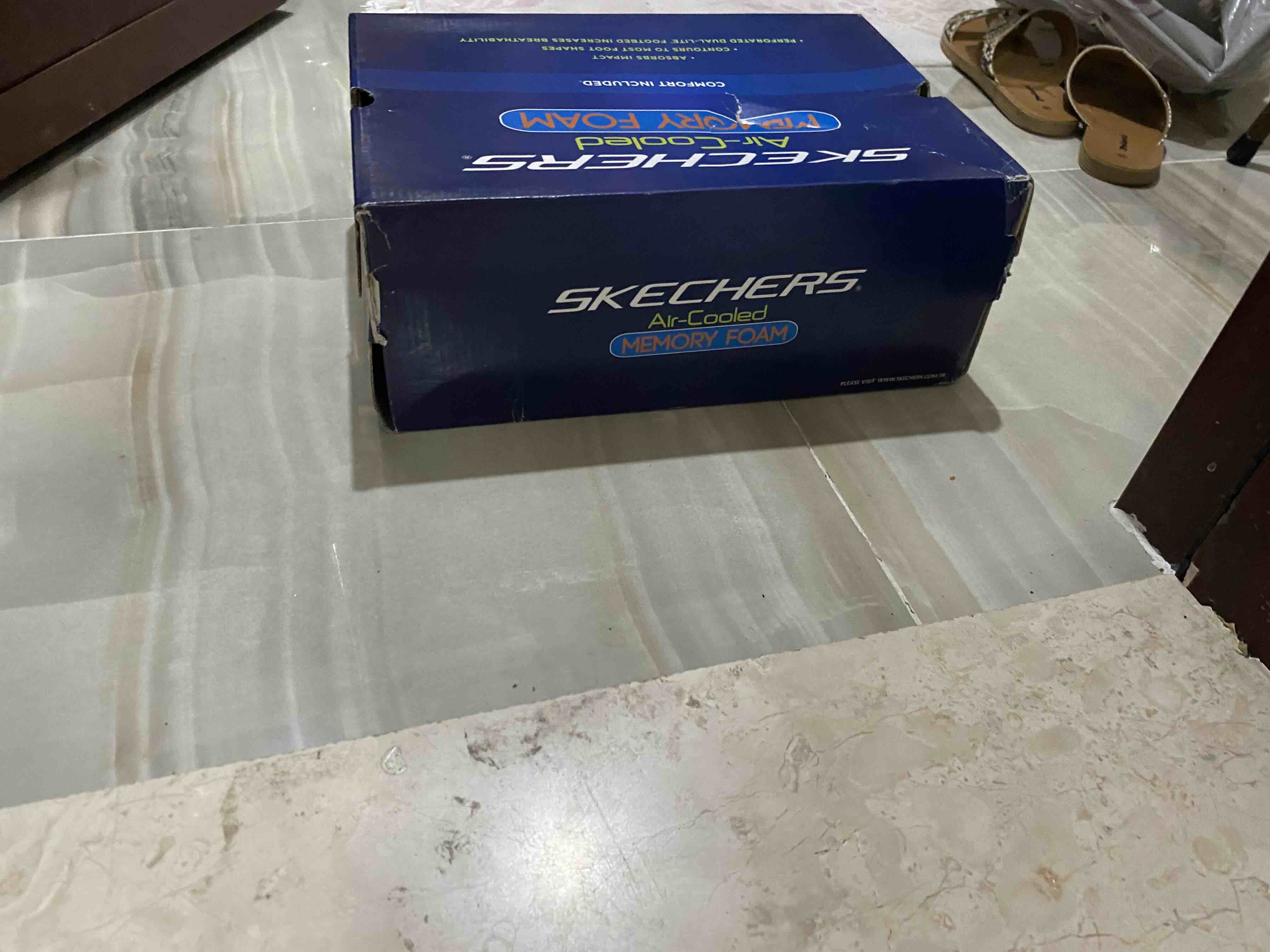 کفش پیاده روی مردانه اسکیچرز Skechers اورجینال 52811TK-NVY photo review