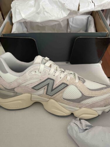 اسنیکر زنانه نیوبالانس New Balance اورجینال U9060HSC photo review